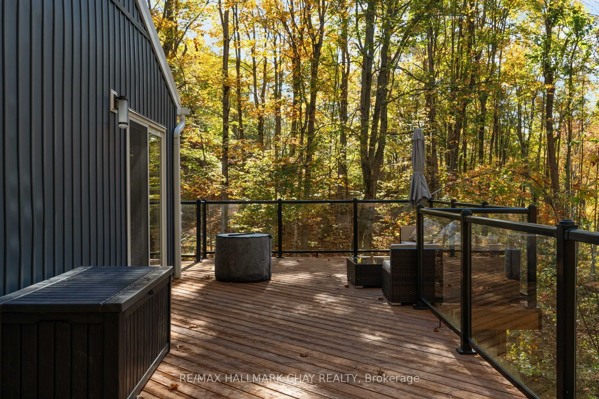 1 Iroquois Ridge