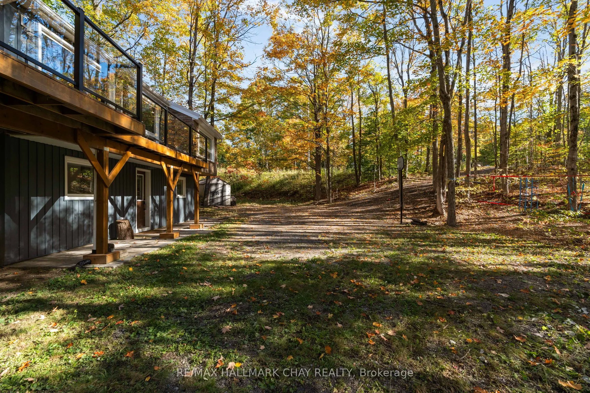 1 Iroquois Ridge