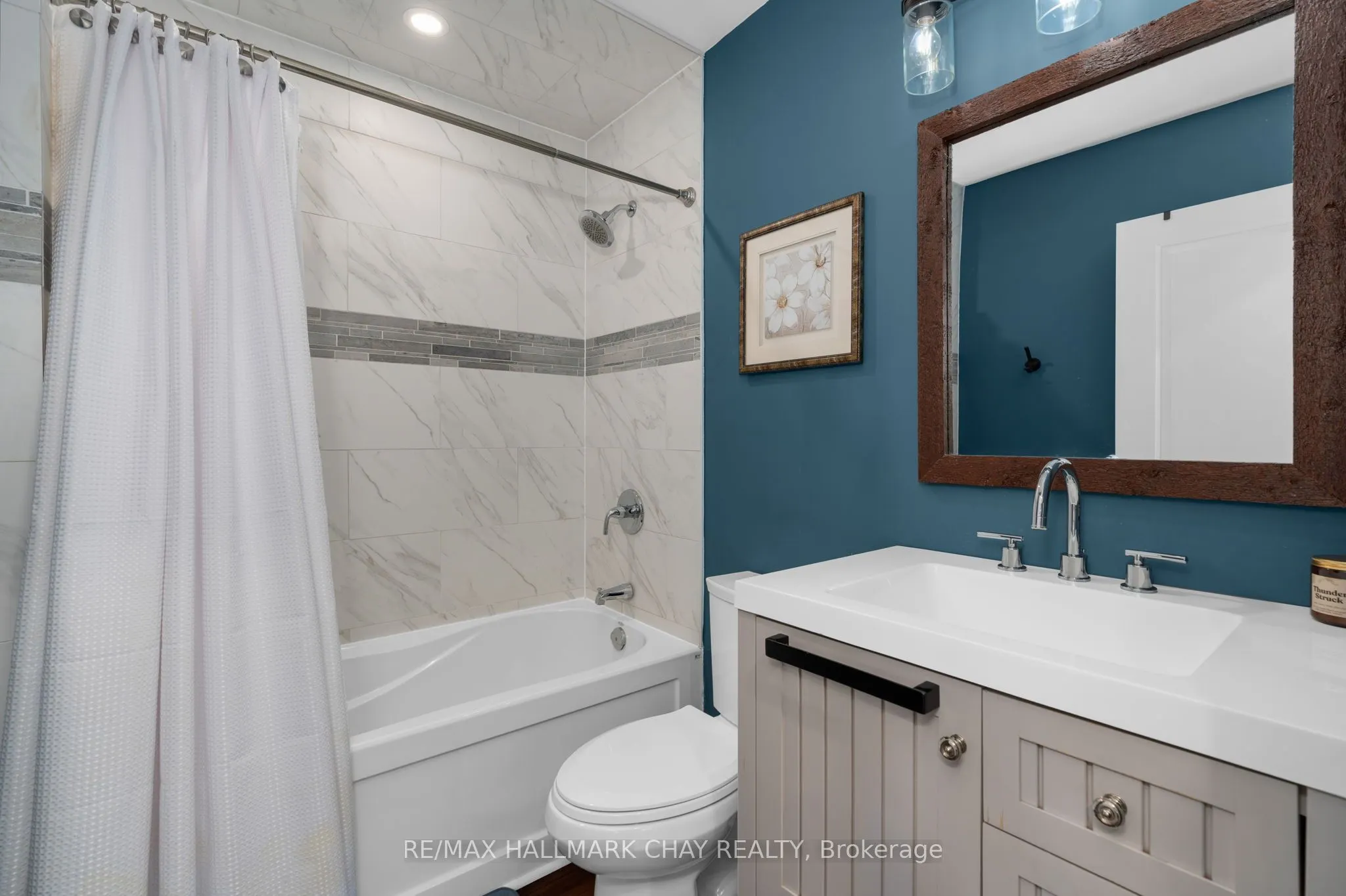 1 Iroquois Ridge