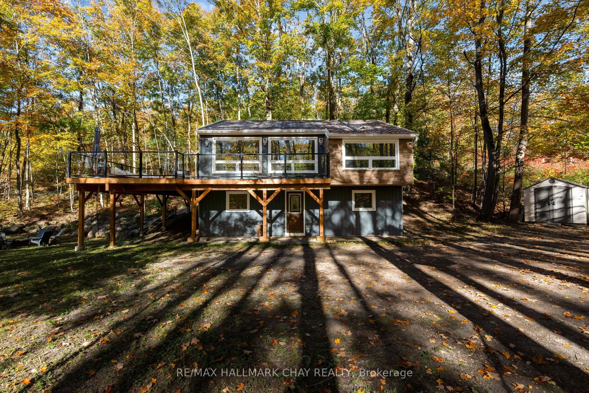 1 Iroquois Ridge