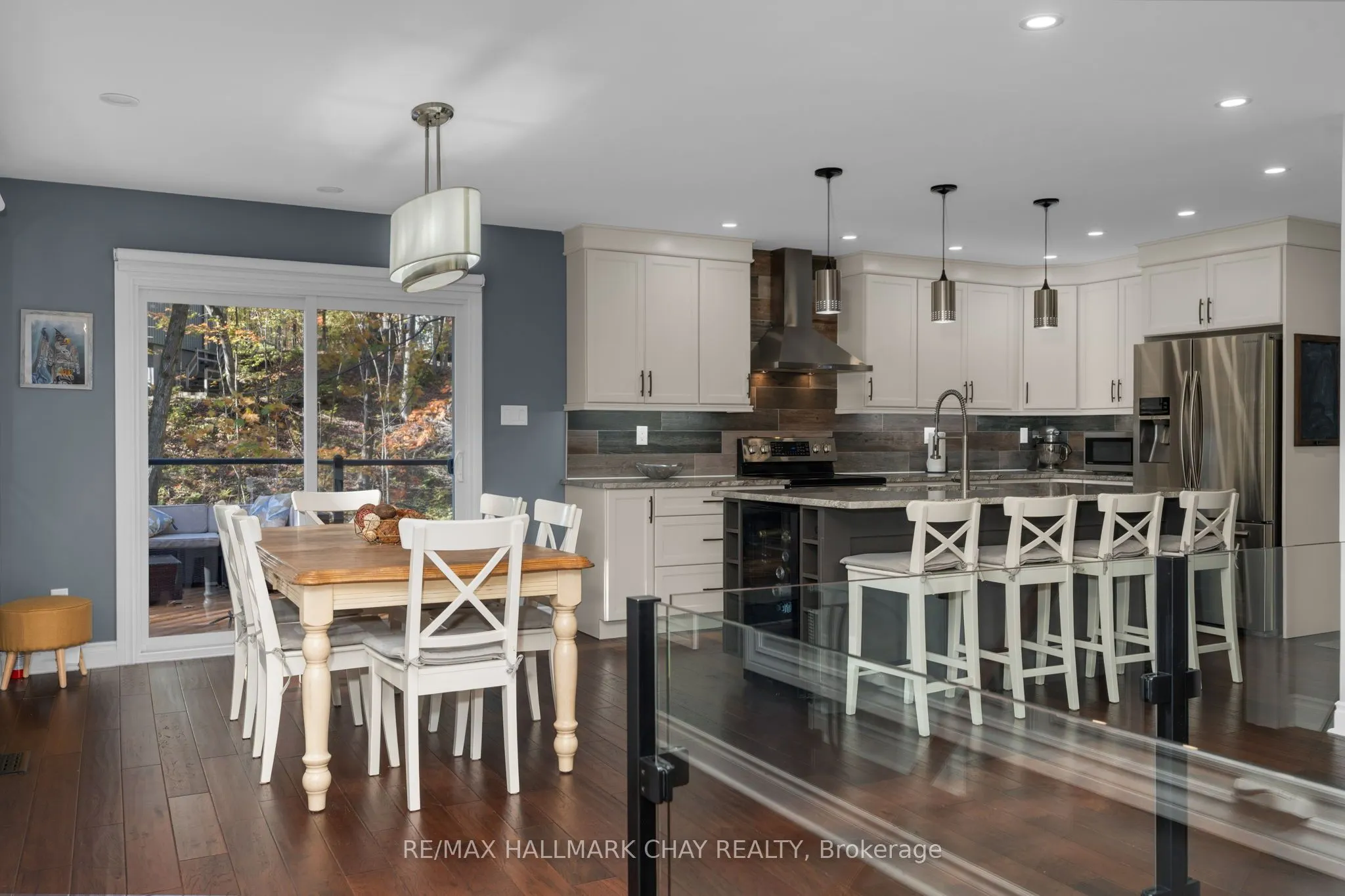 1 Iroquois Ridge