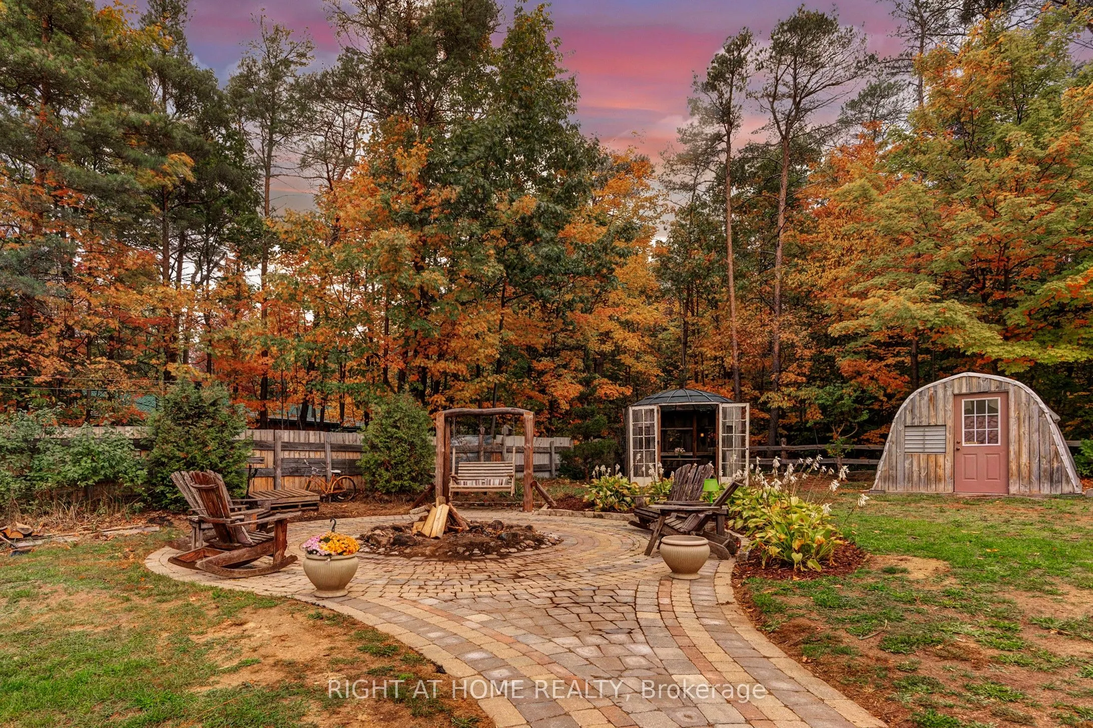 1243 Crossland Road