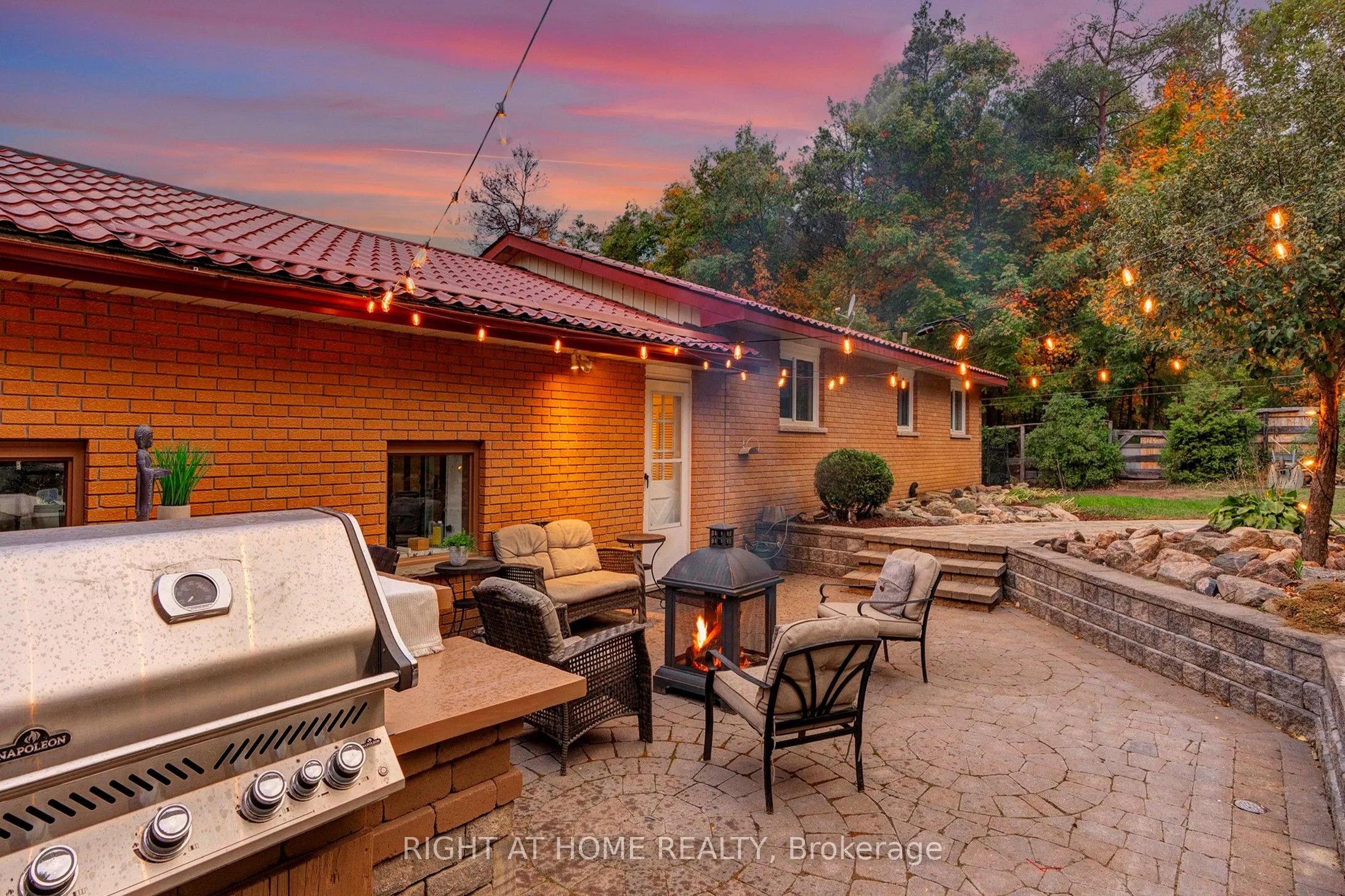 1243 Crossland Road