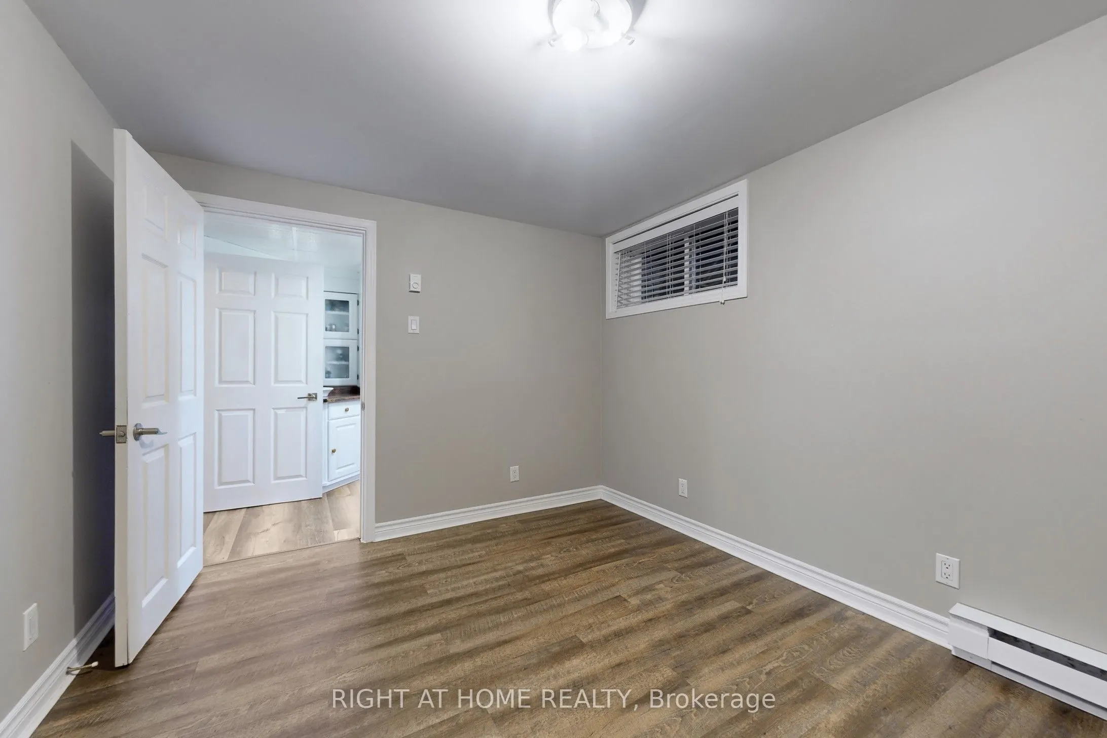 1243 Crossland Road