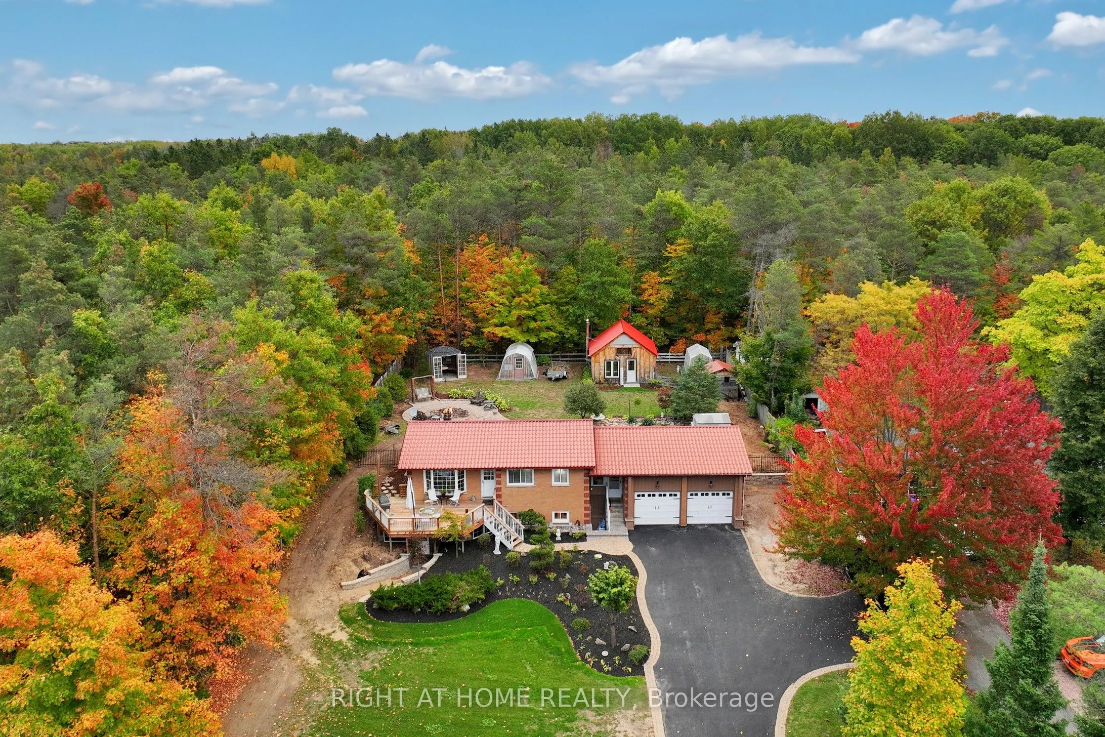 1243 Crossland Road