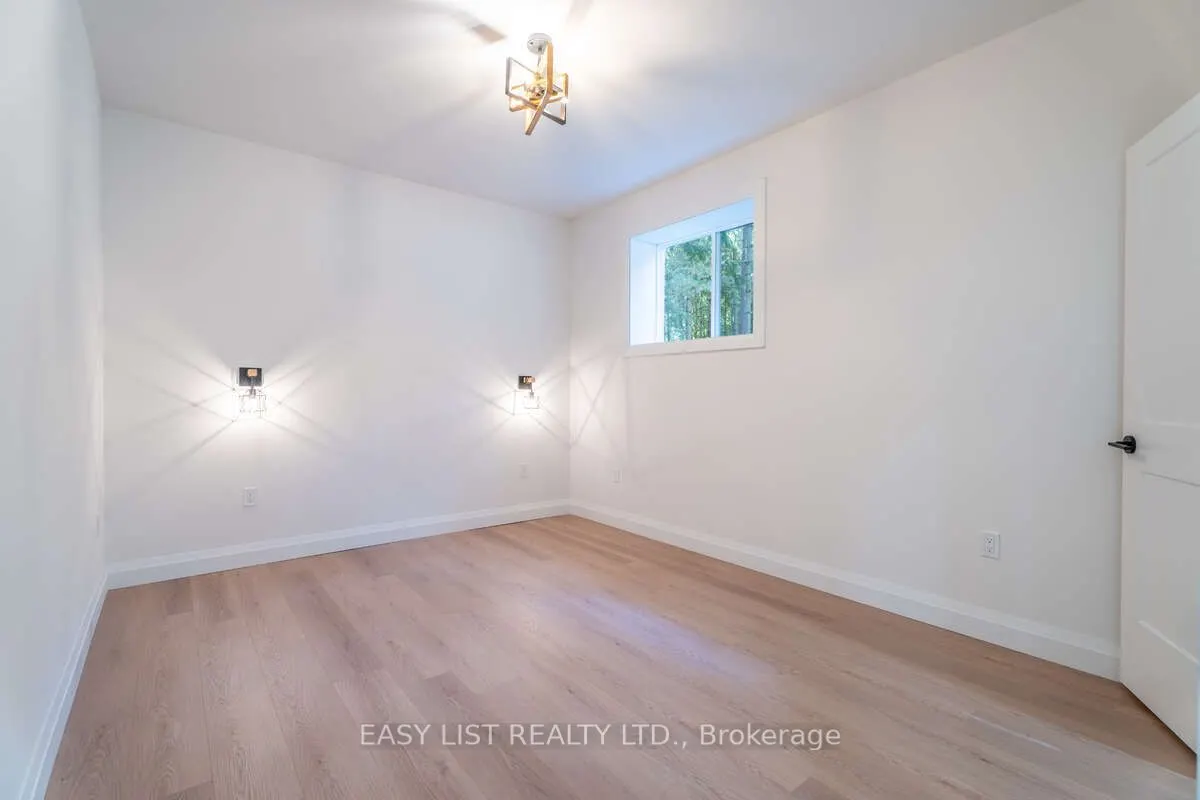 14 Eagle Road