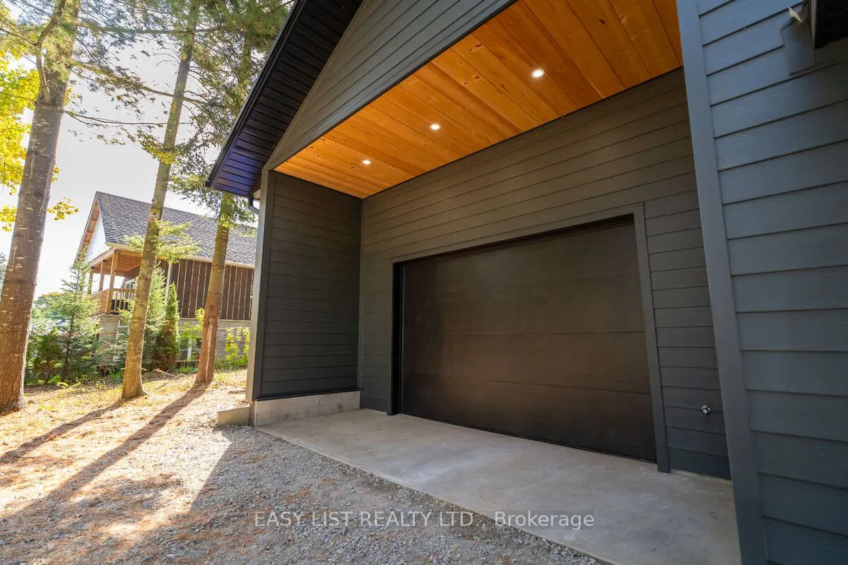14 Eagle Road
