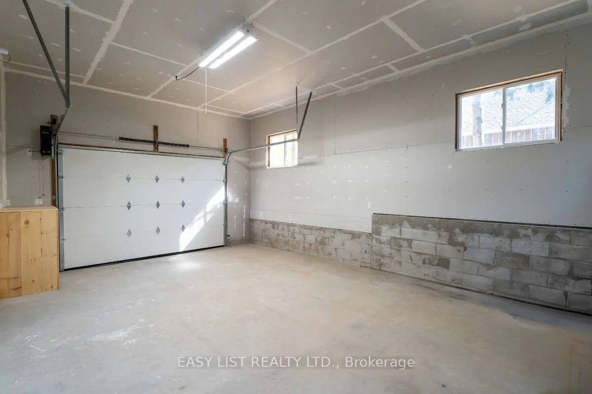 14 Eagle Road