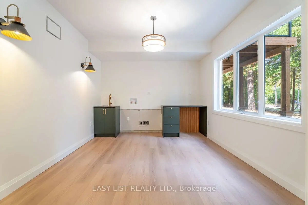 14 Eagle Road
