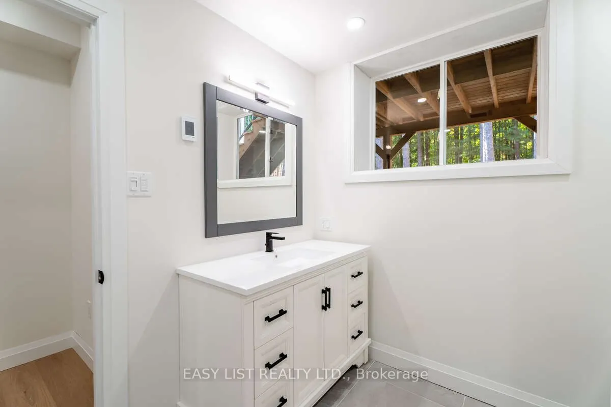 14 Eagle Road