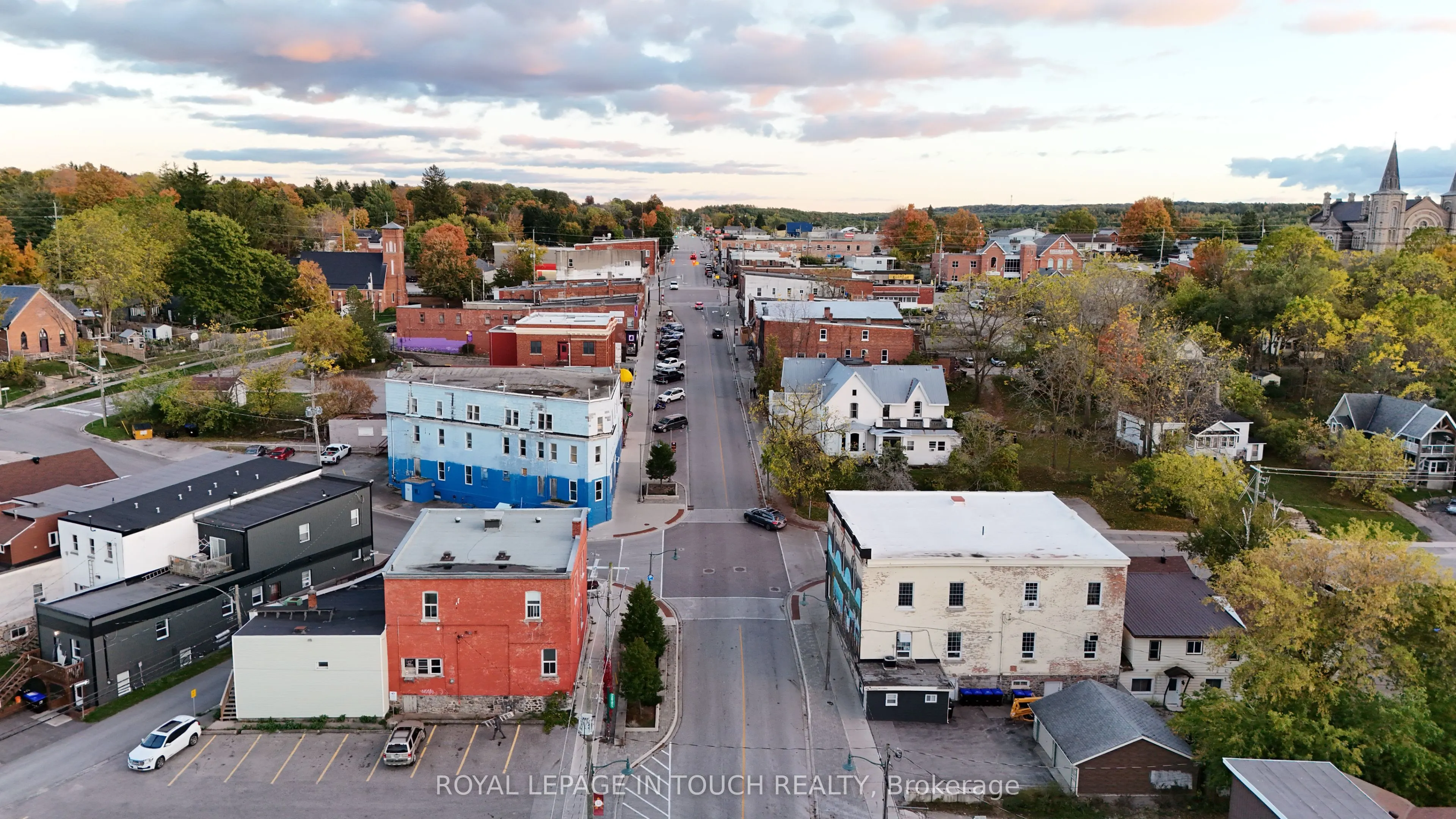 44 Main Street