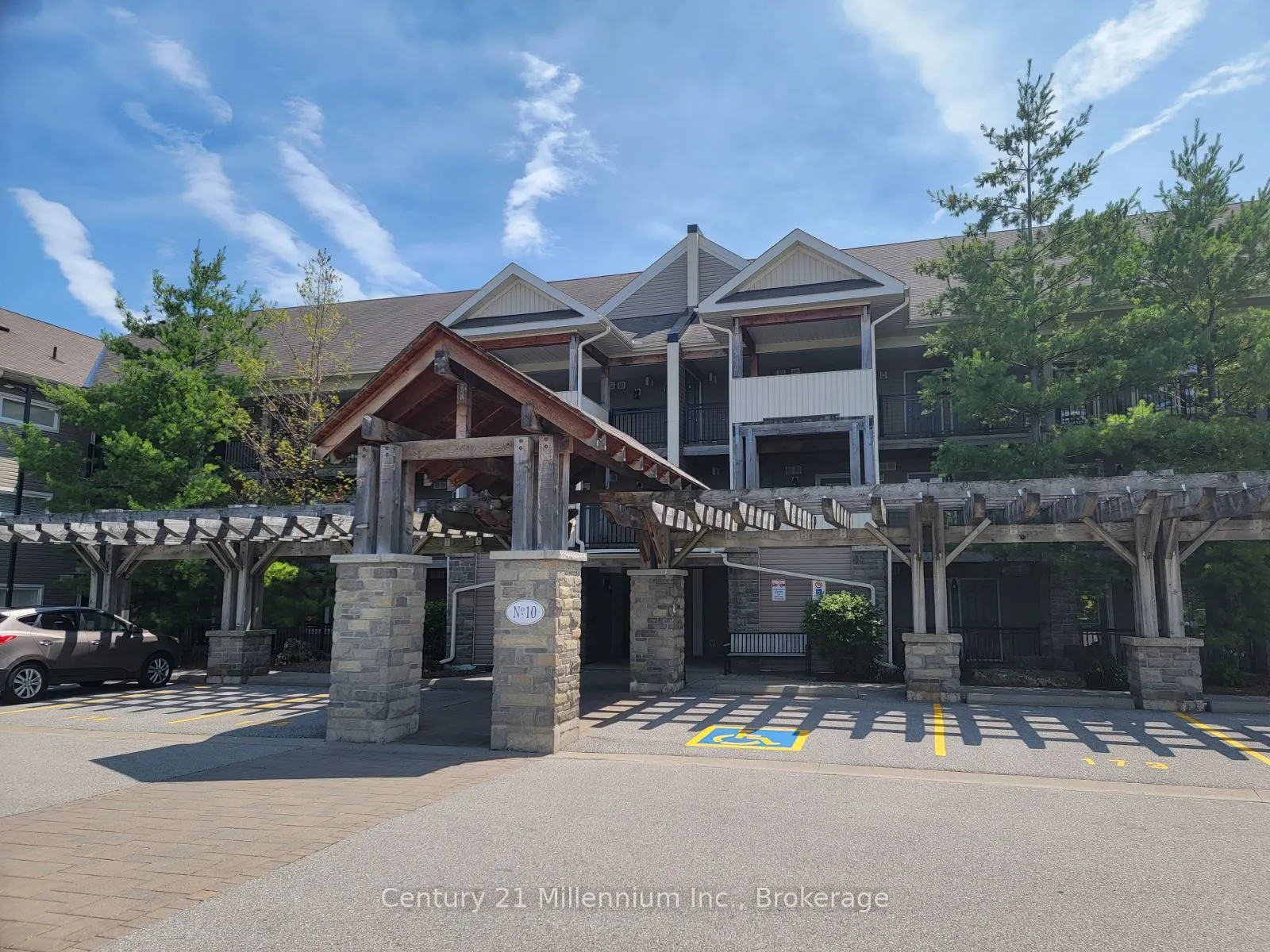 10 Brandy Lane Drive, #208