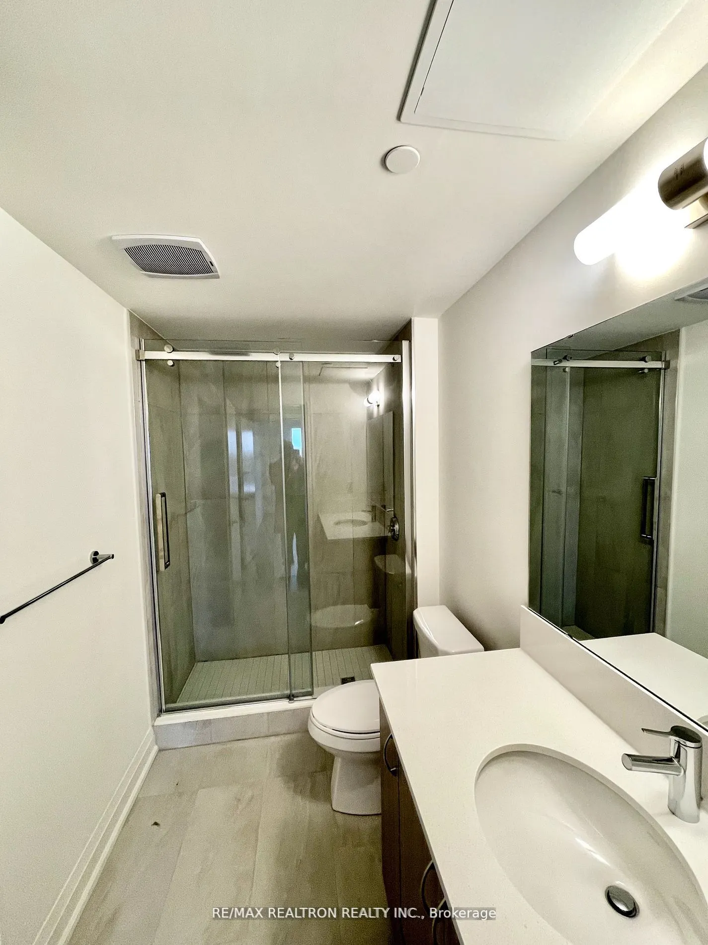 58 Lakeside Terrace N, #1108