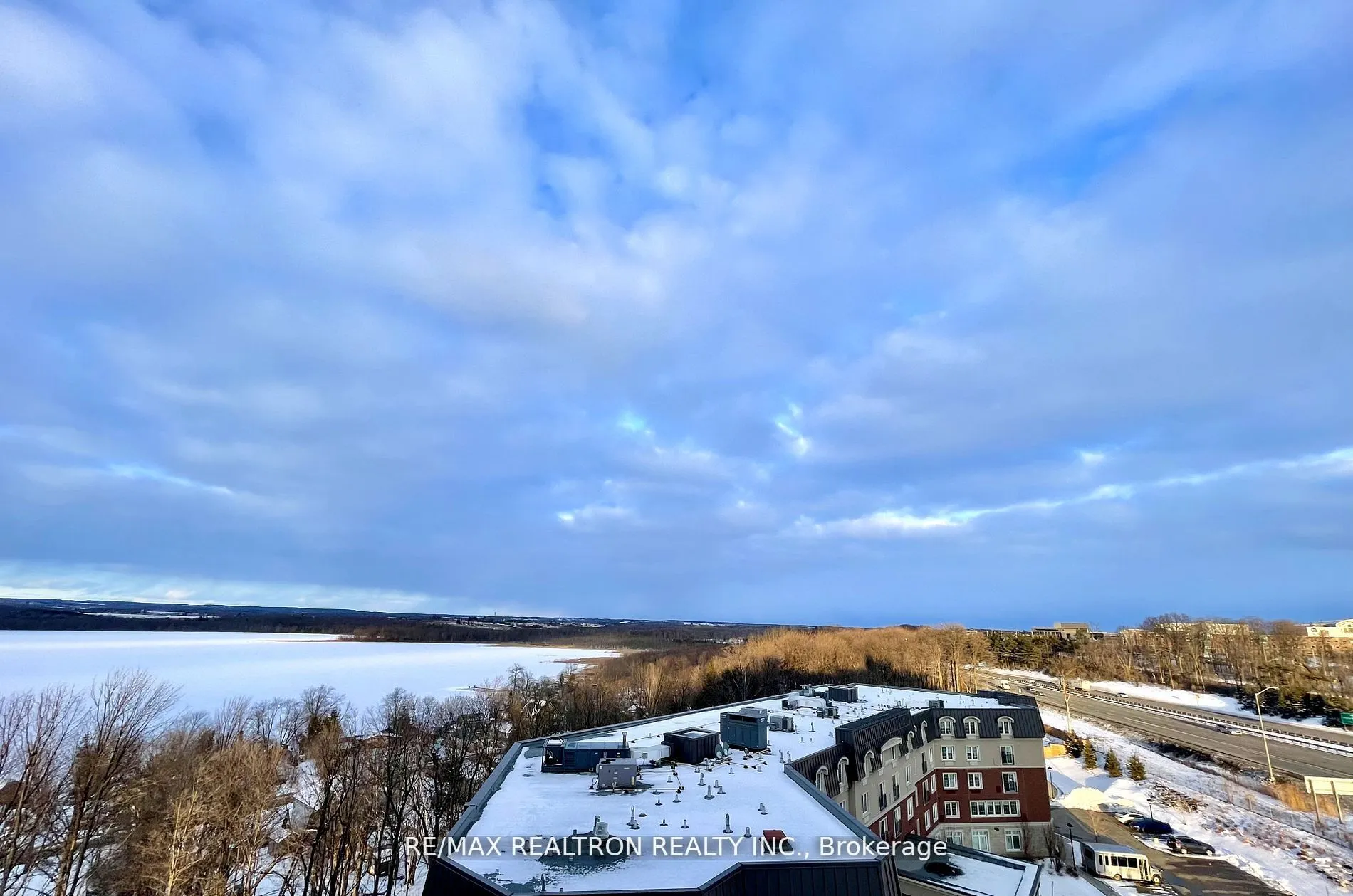 58 Lakeside Terrace N, #1108