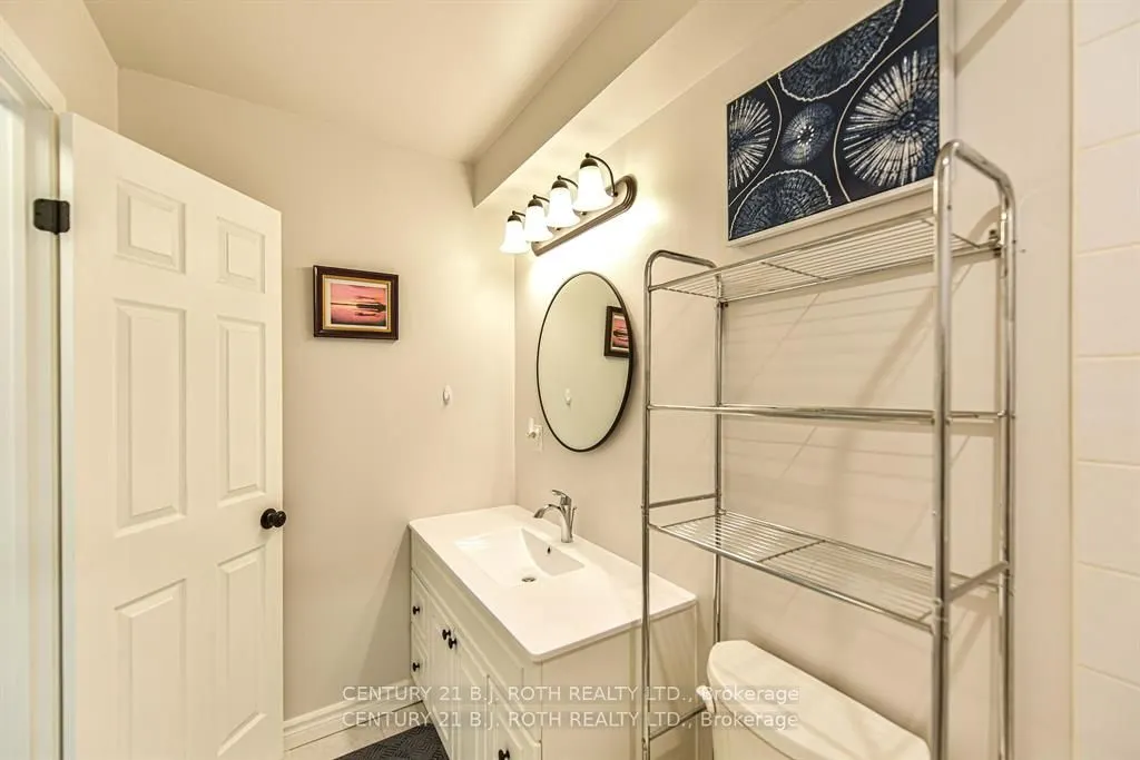 125 BOND Street, #302
