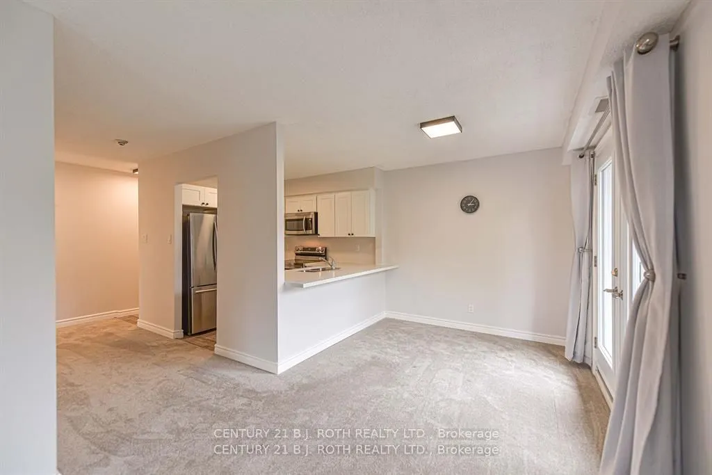 125 BOND Street, #302