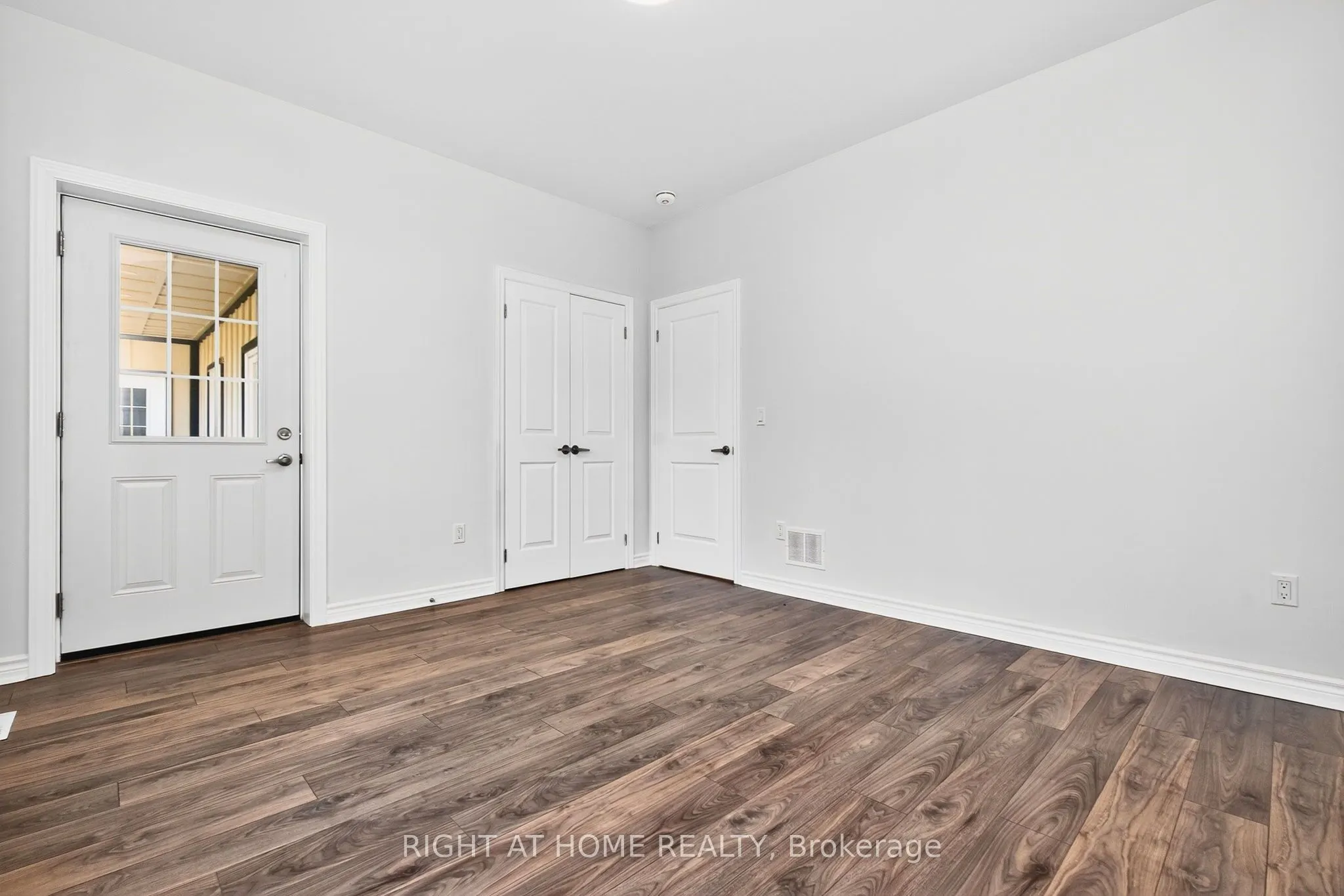 50 Breithaupt Crescent