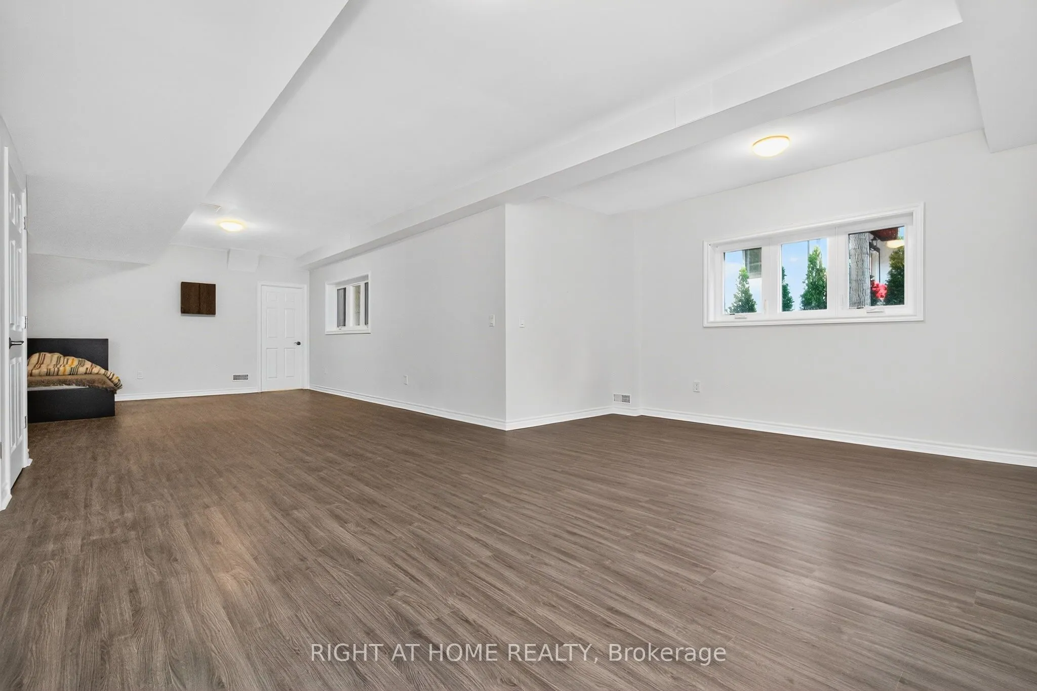 50 Breithaupt Crescent