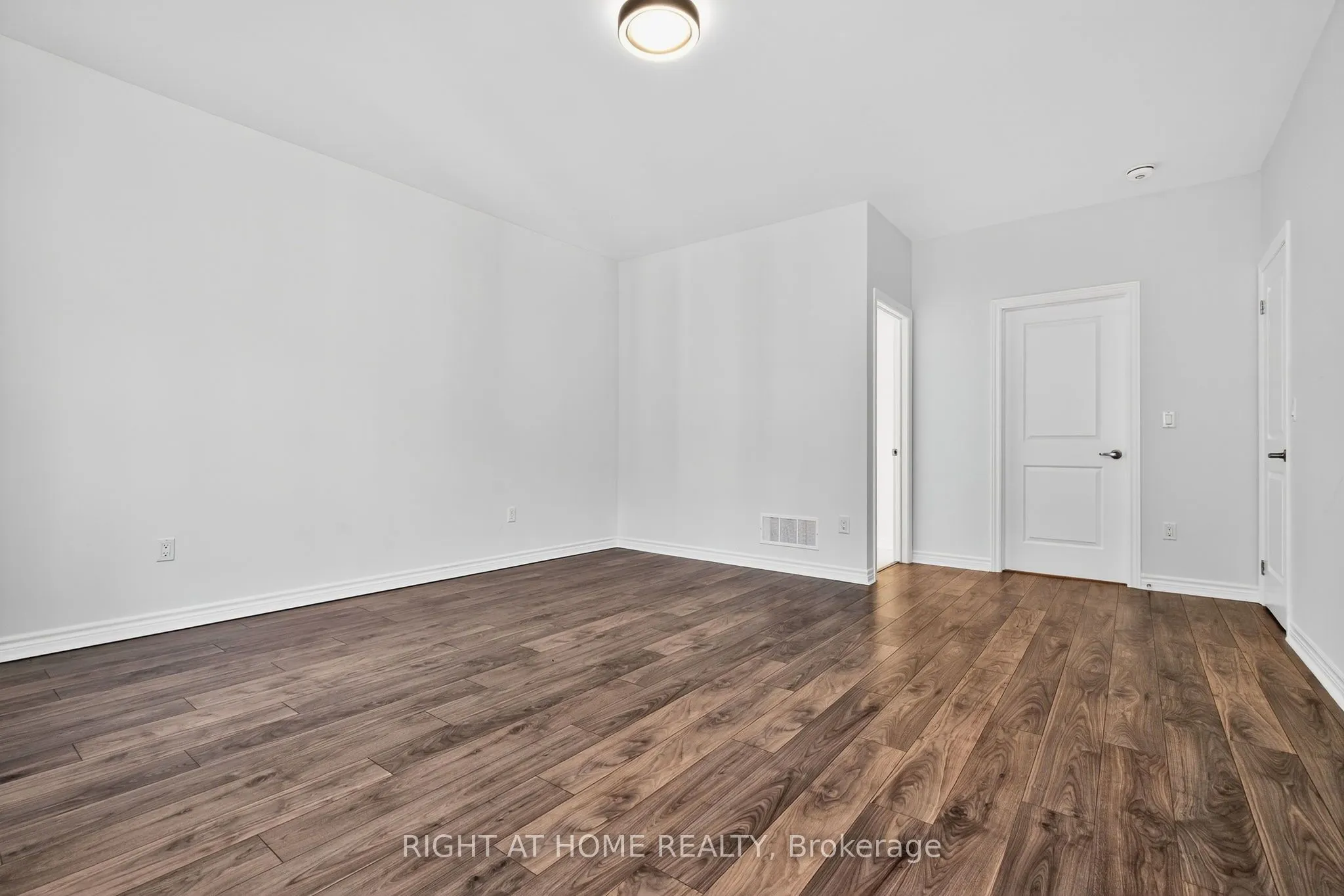 50 Breithaupt Crescent