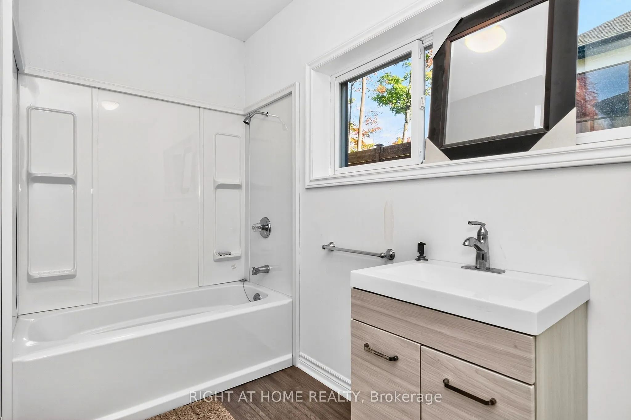 50 Breithaupt Crescent