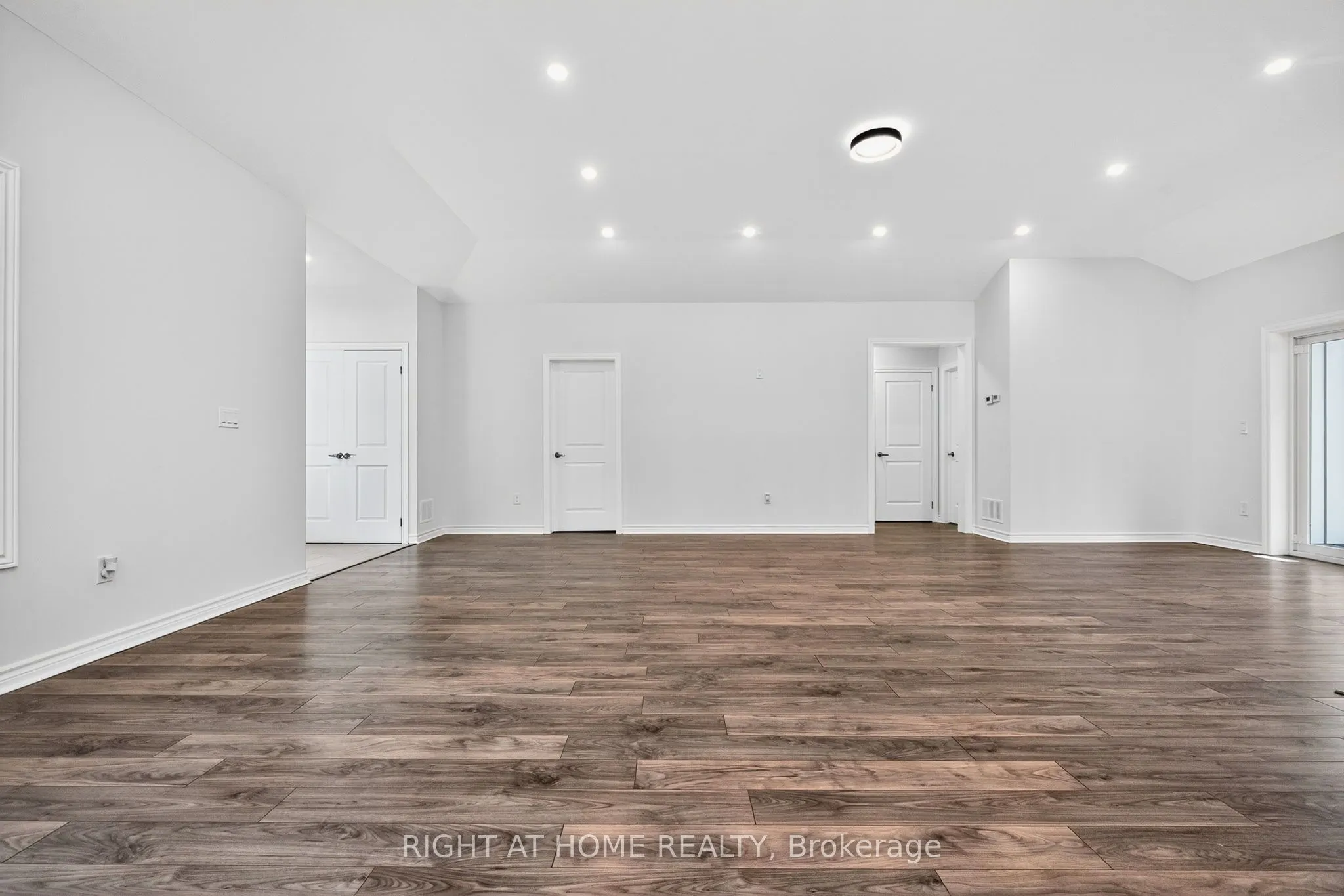 50 Breithaupt Crescent