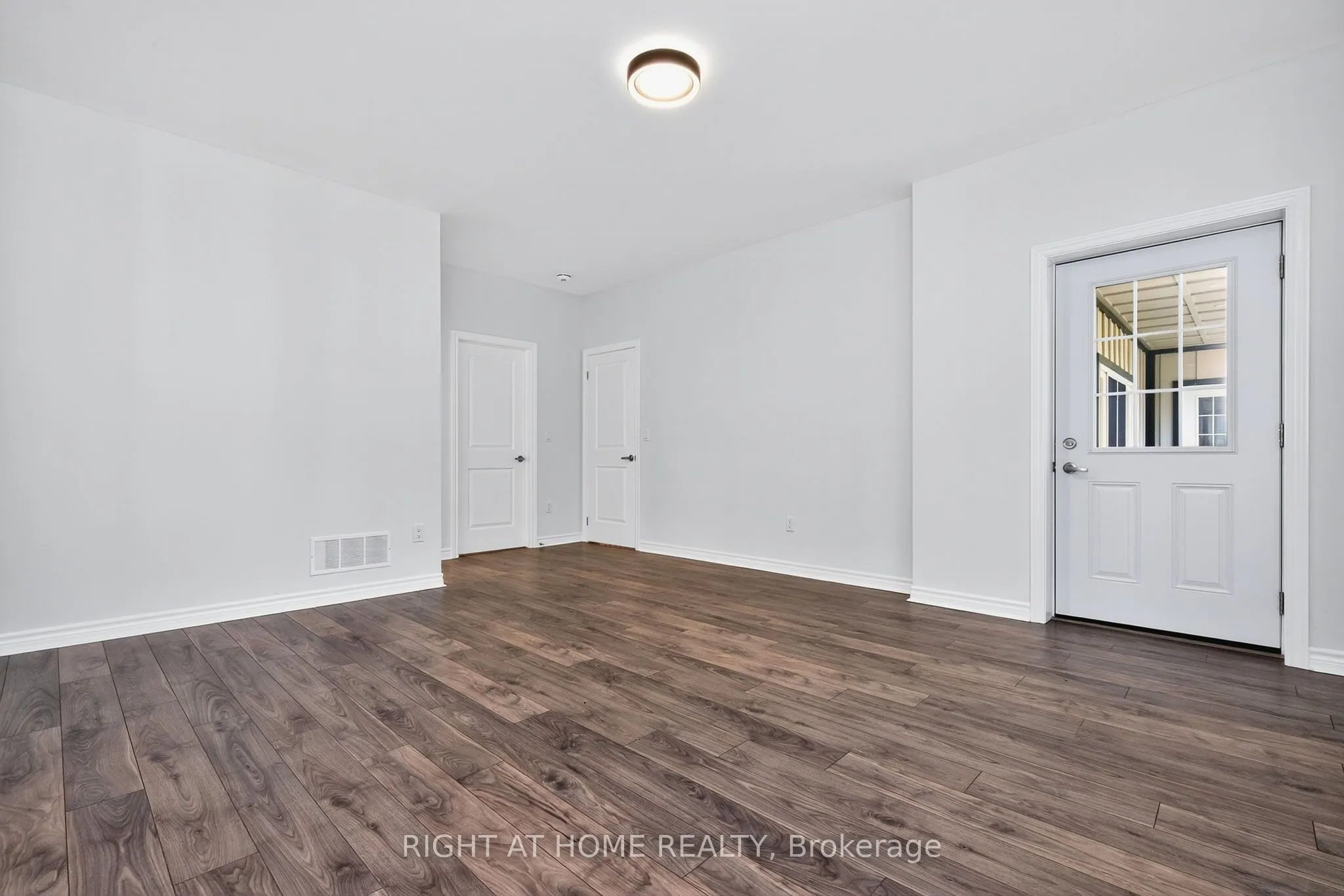 50 Breithaupt Crescent