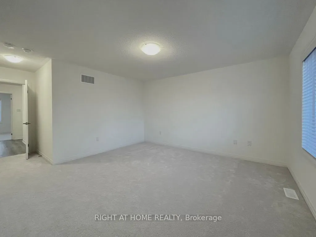 65 Kirkwood Way
