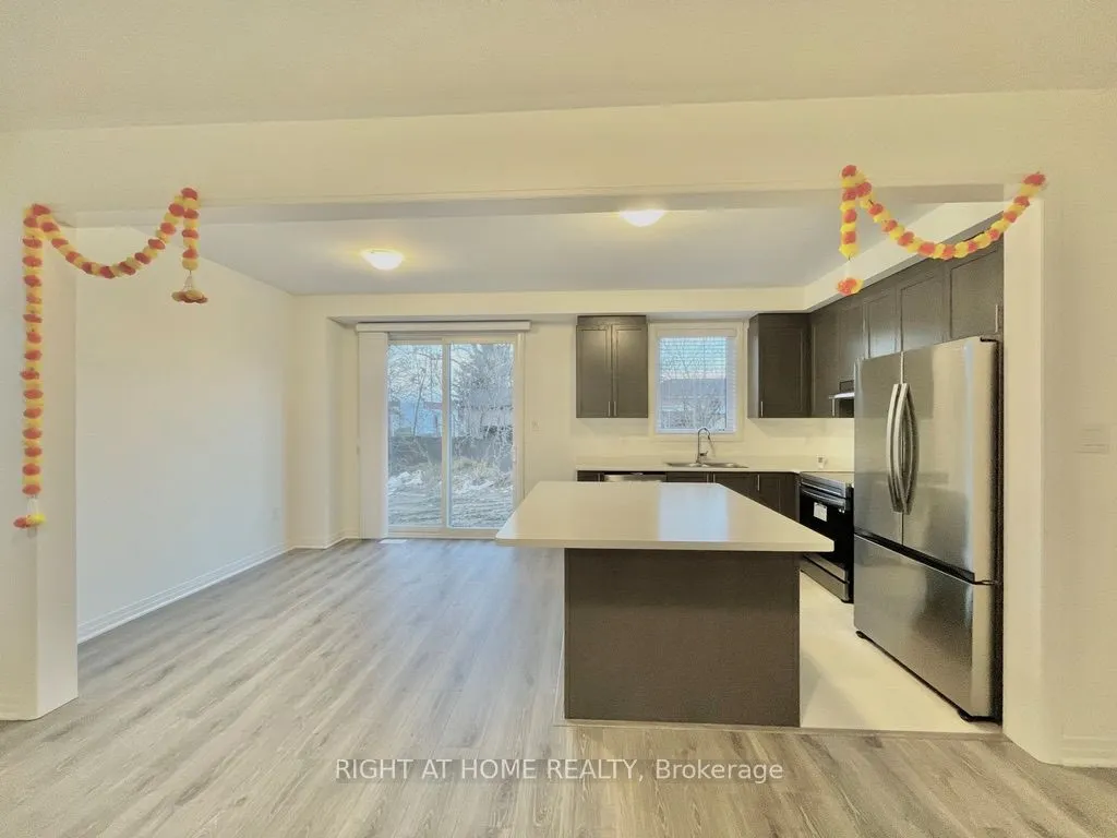 65 Kirkwood Way