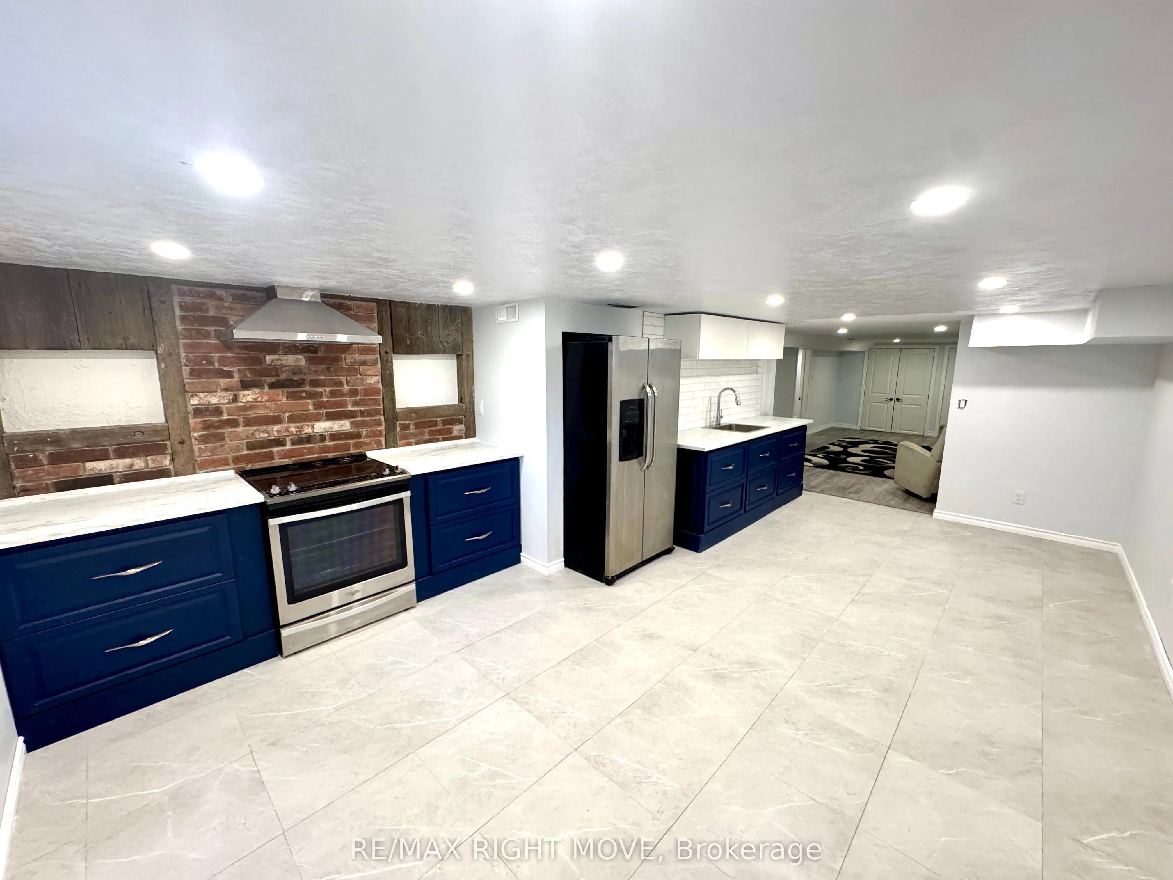 234 Oak Street