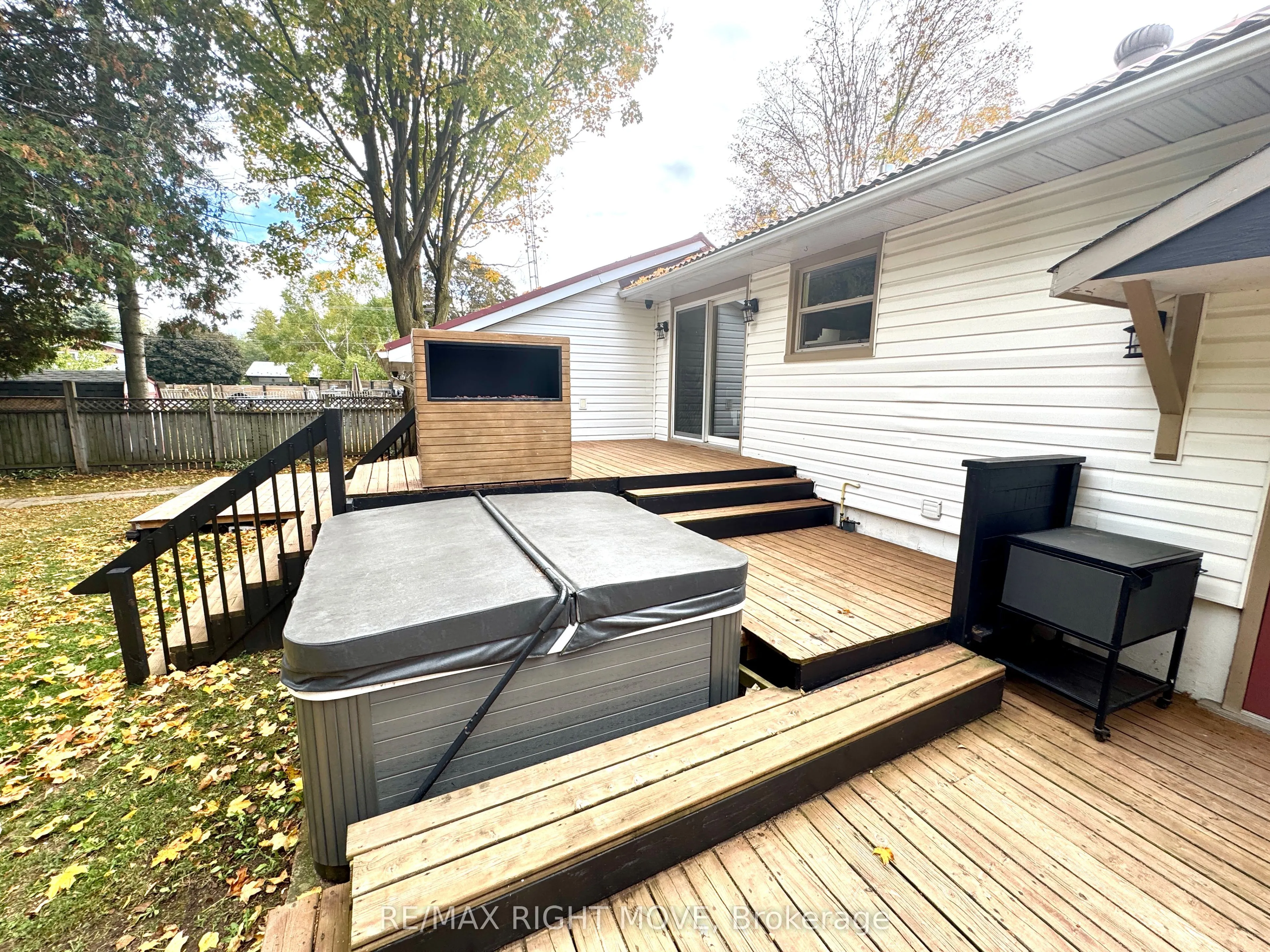 234 Oak Street