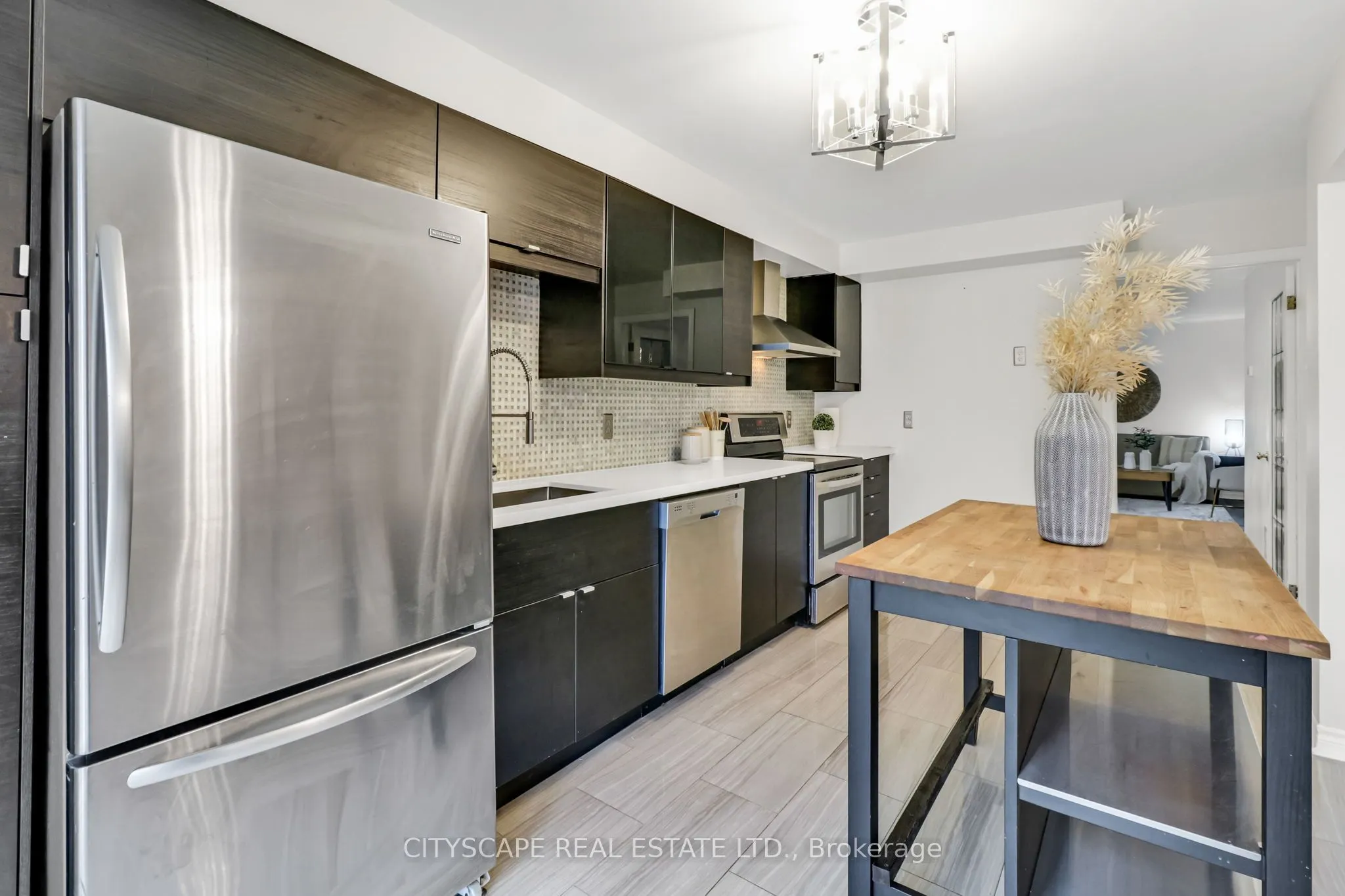 79 Weatherup Crescent