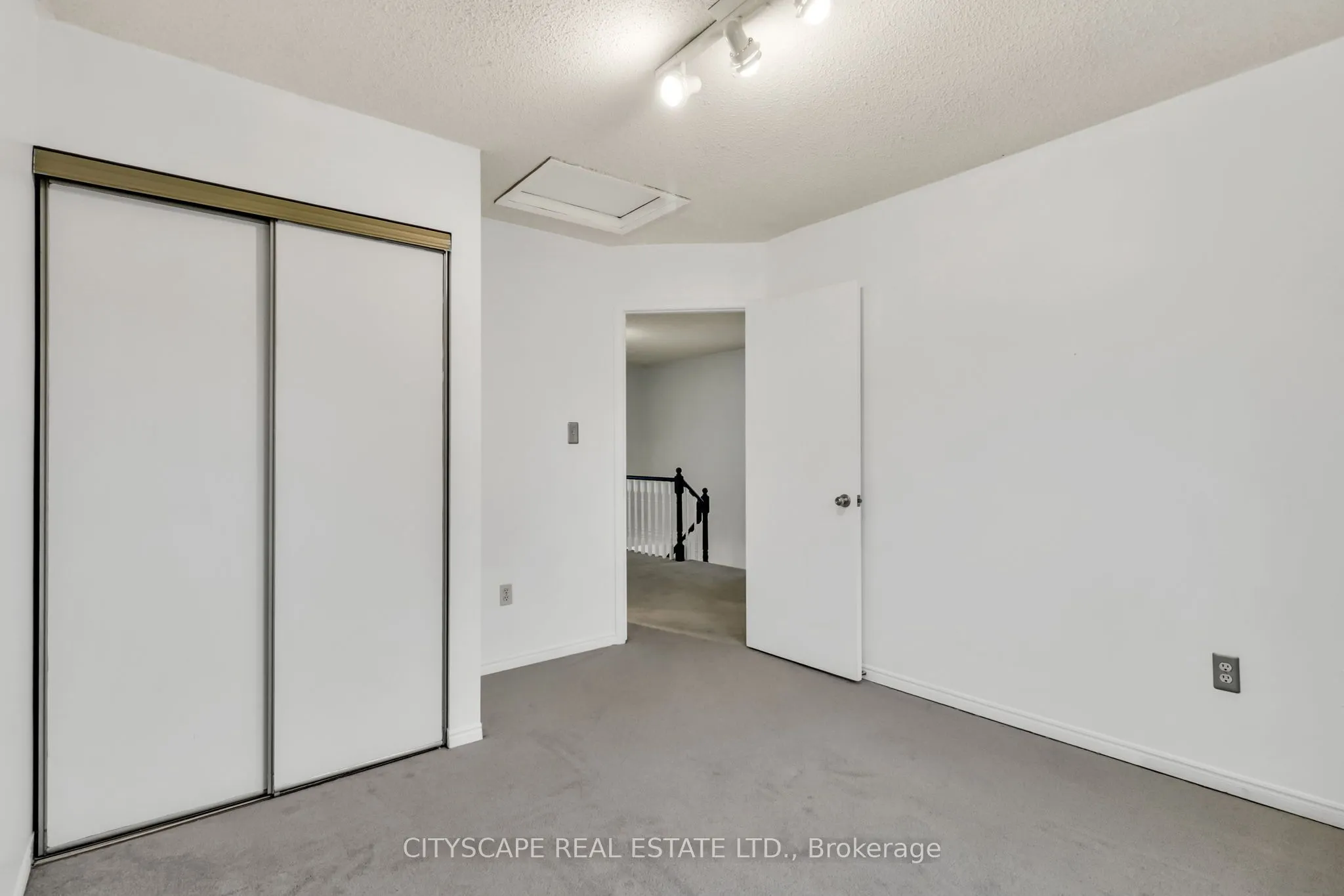 79 Weatherup Crescent