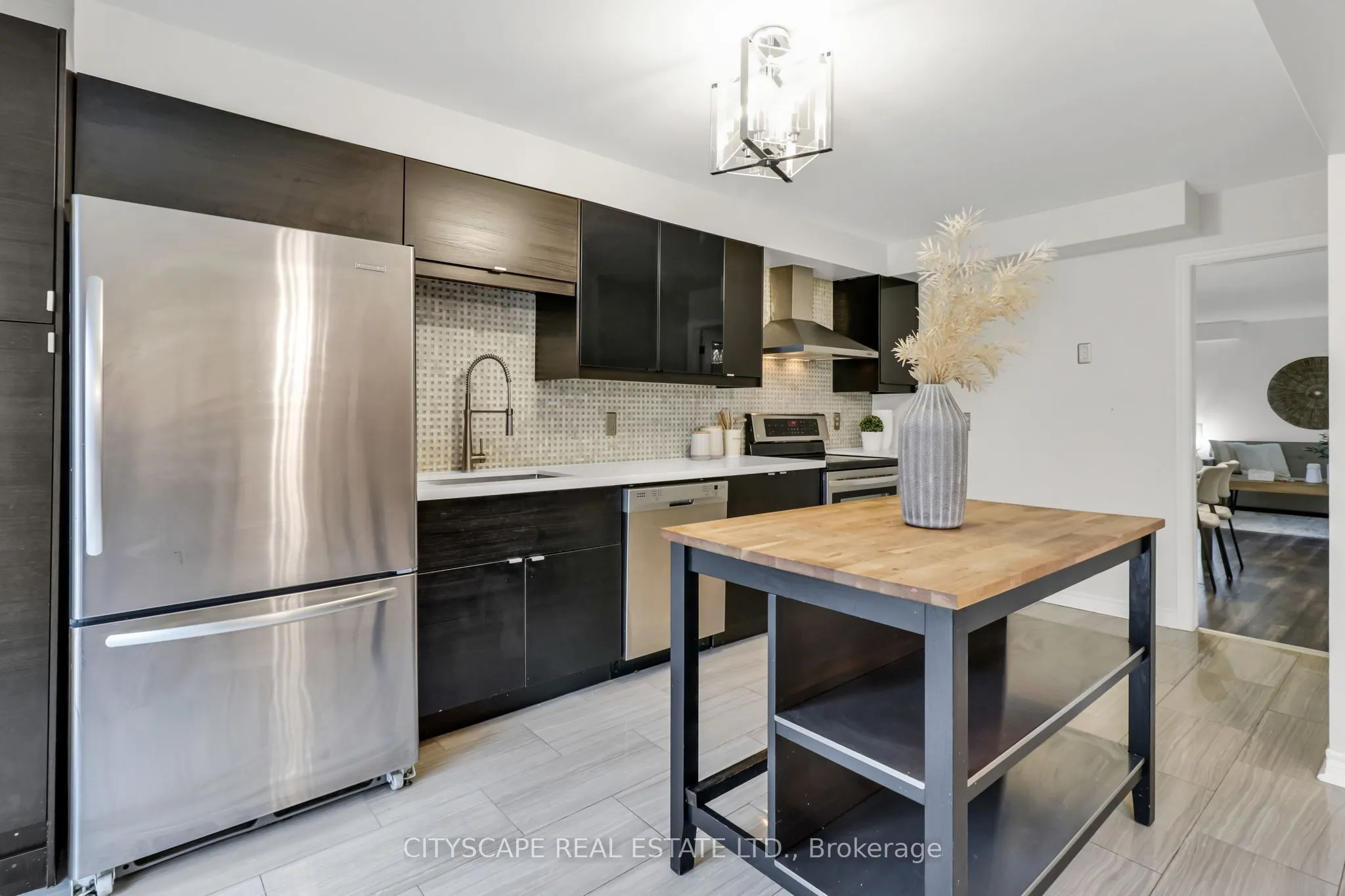79 Weatherup Crescent