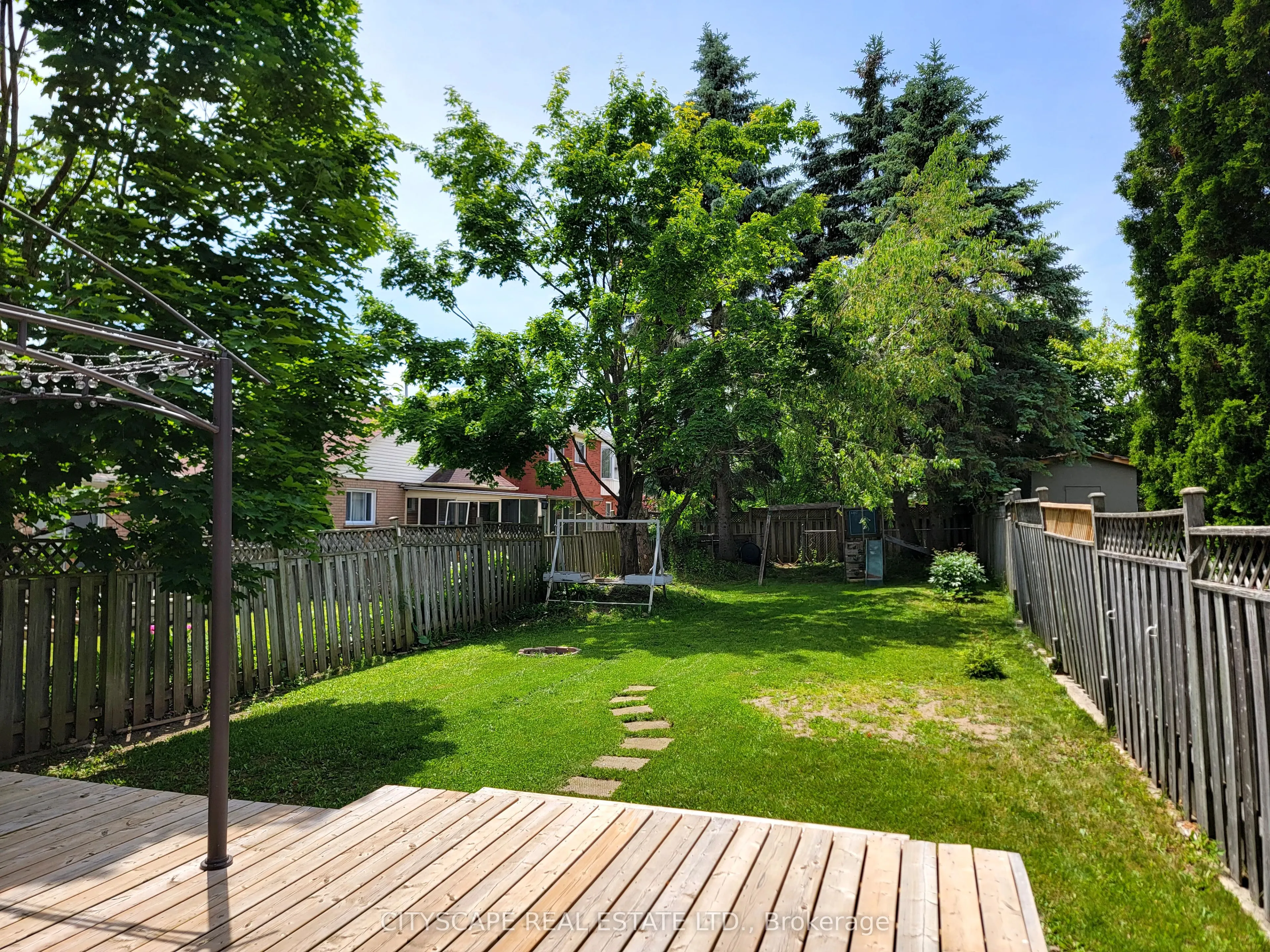 79 Weatherup Crescent