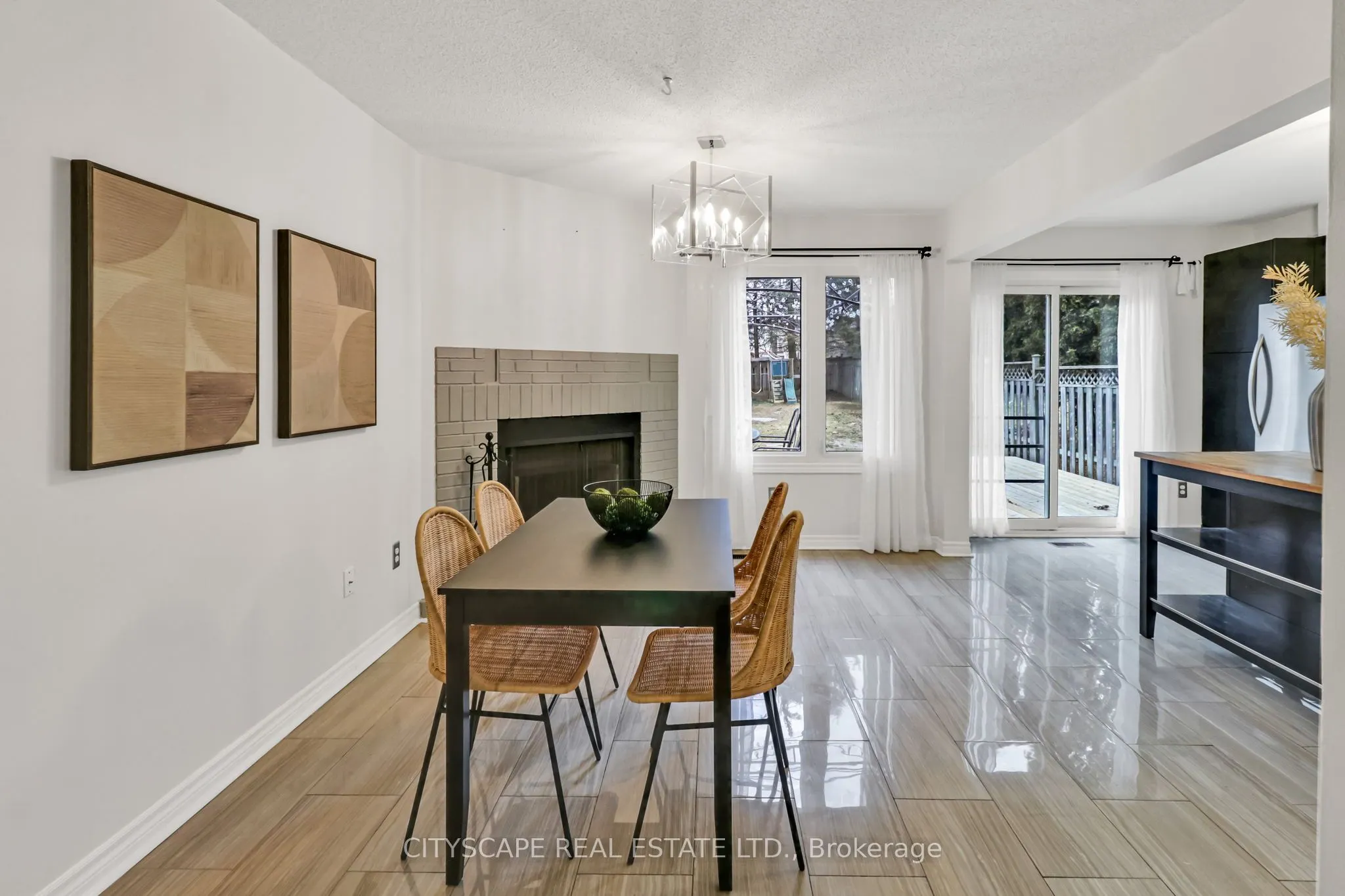 79 Weatherup Crescent