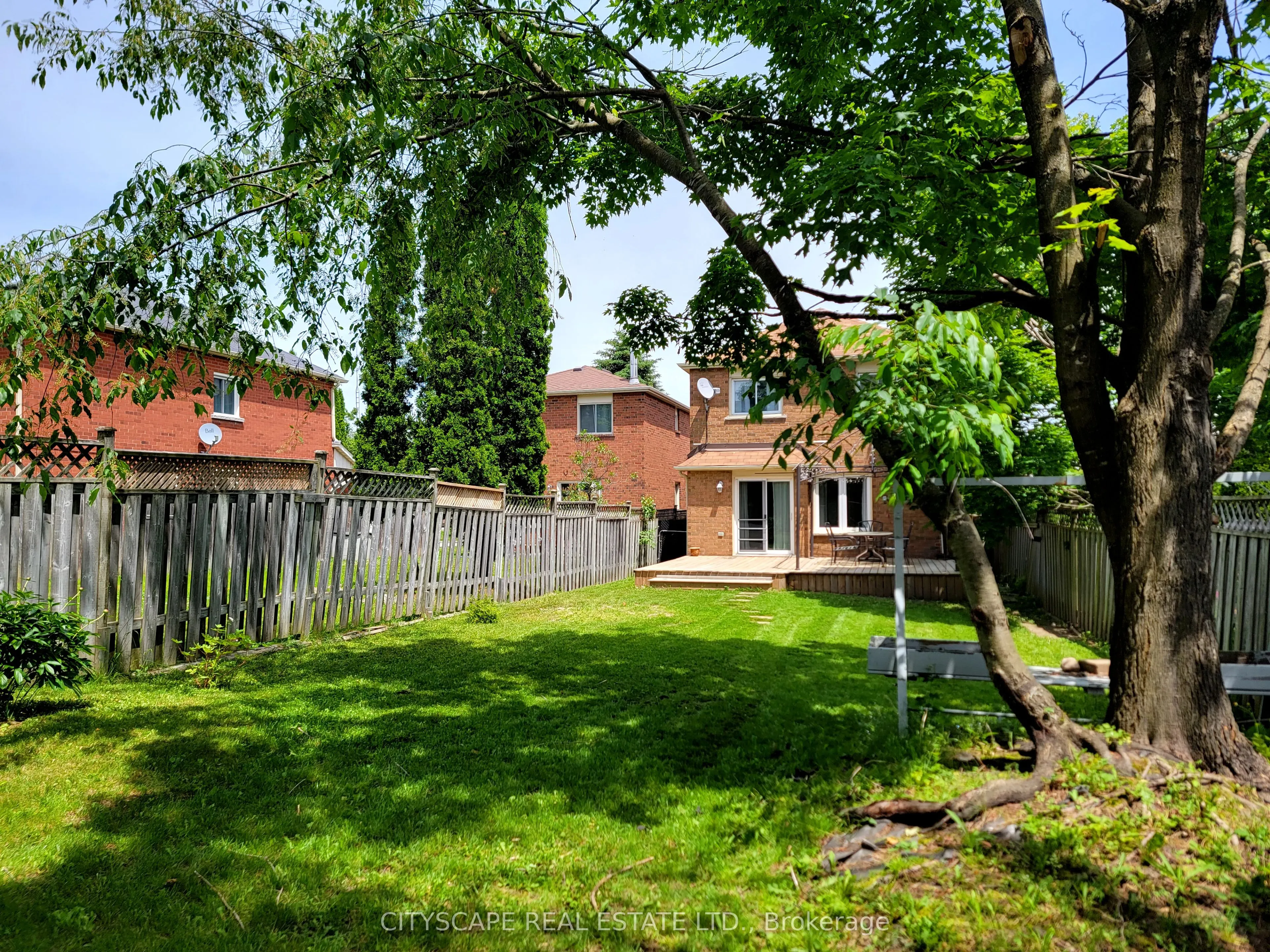 79 Weatherup Crescent