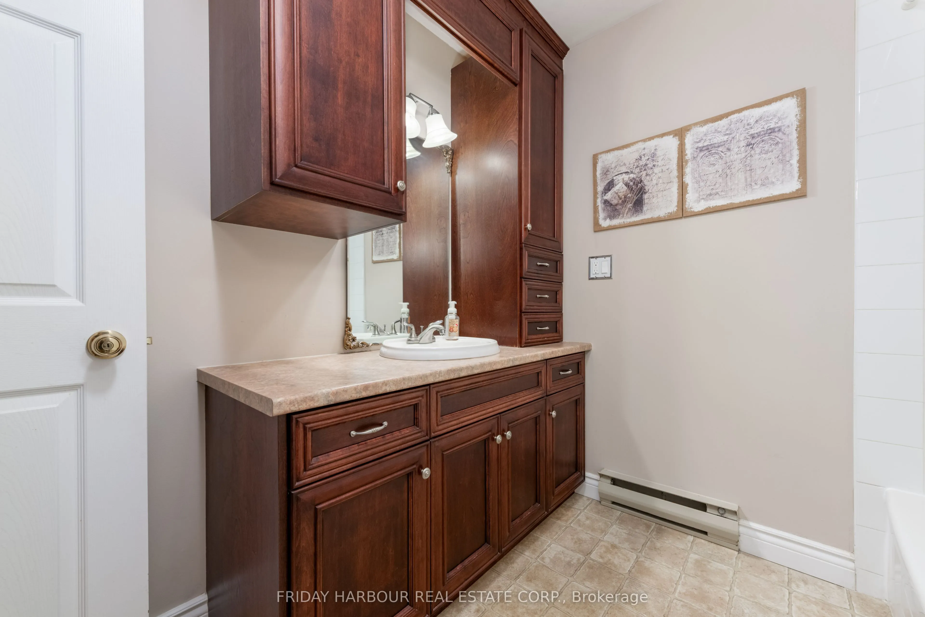 131 Clapperton Street, #206