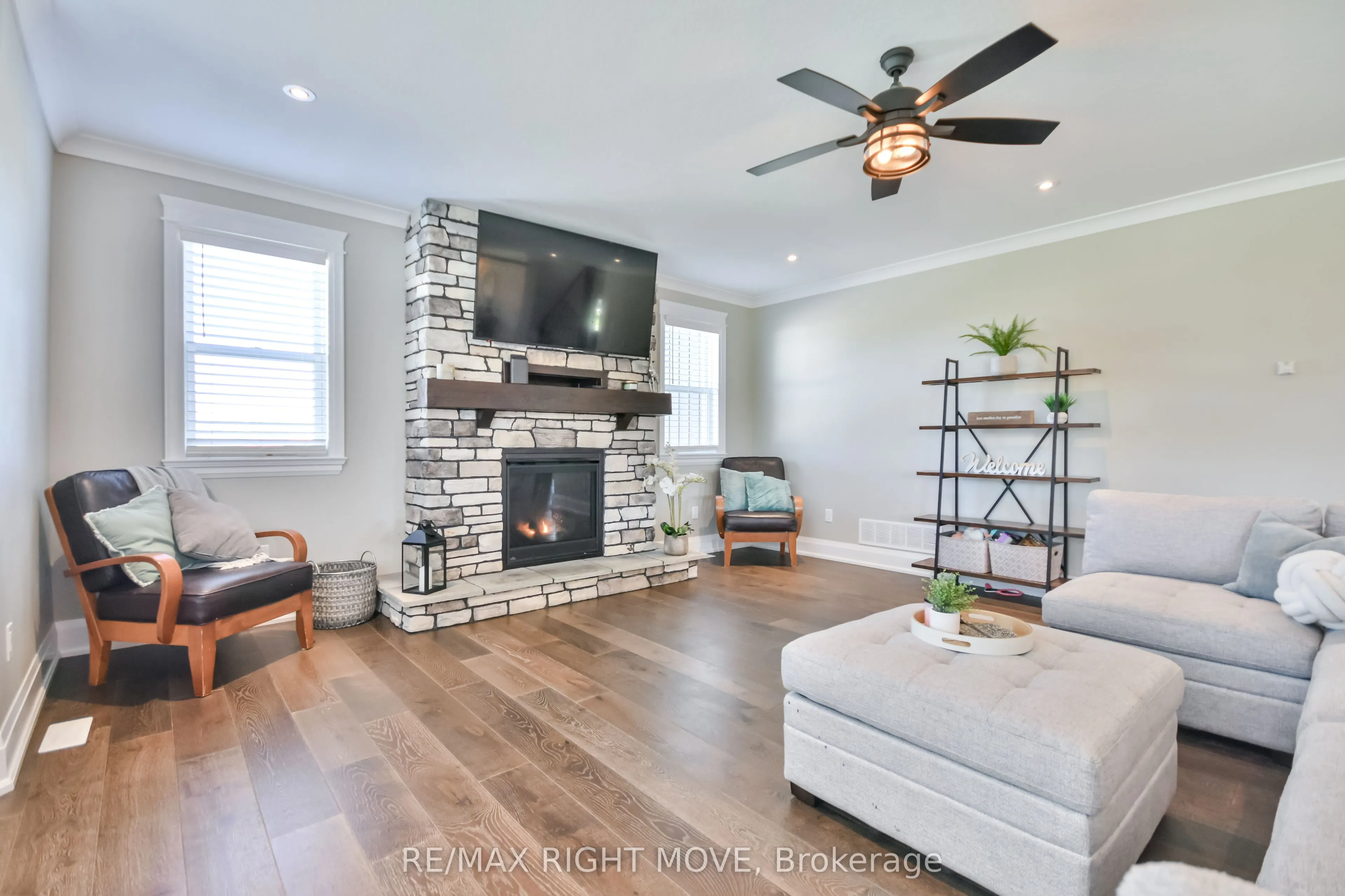 2448 Stockdale Road
