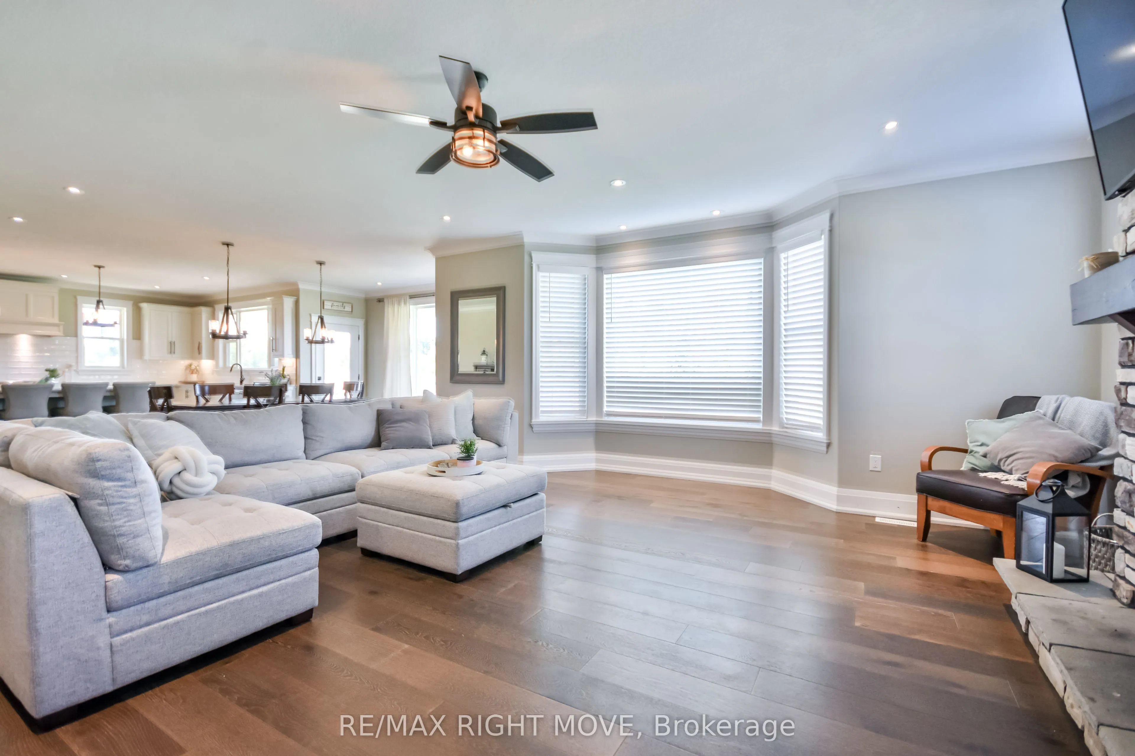 2448 Stockdale Road
