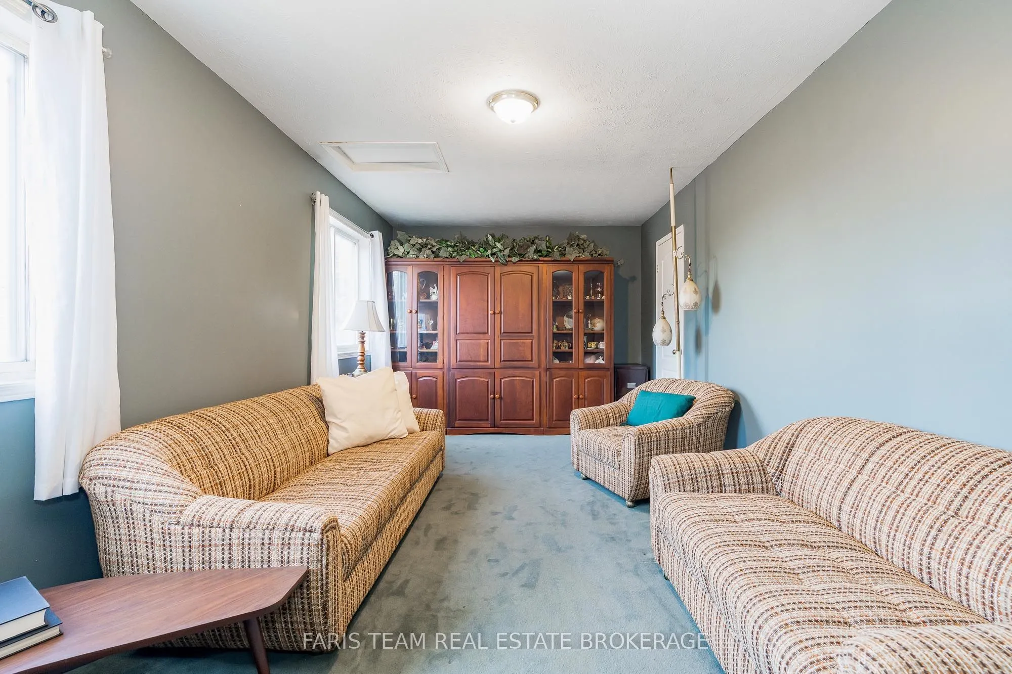 9 Julia Crescent