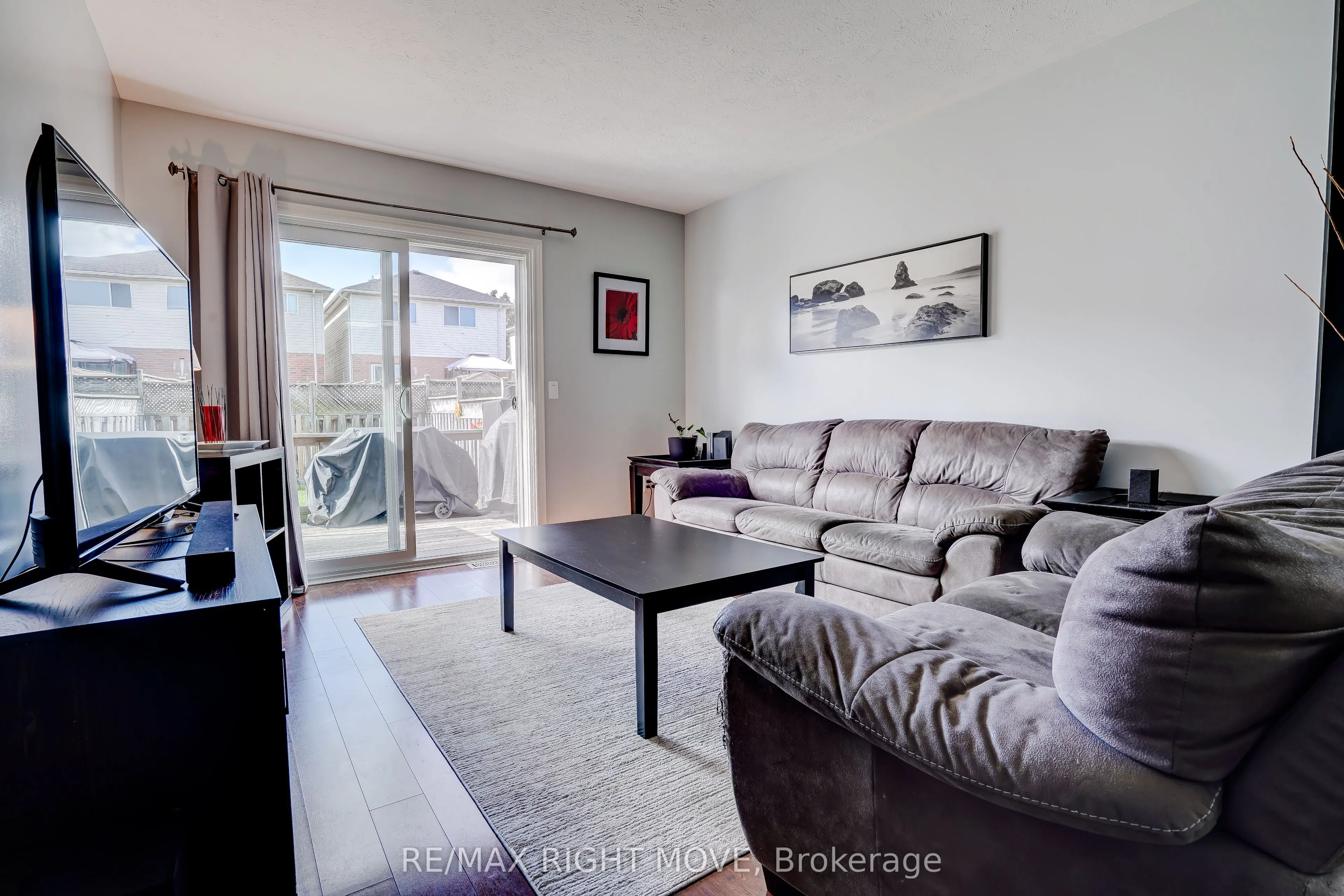 32 Julia Crescent