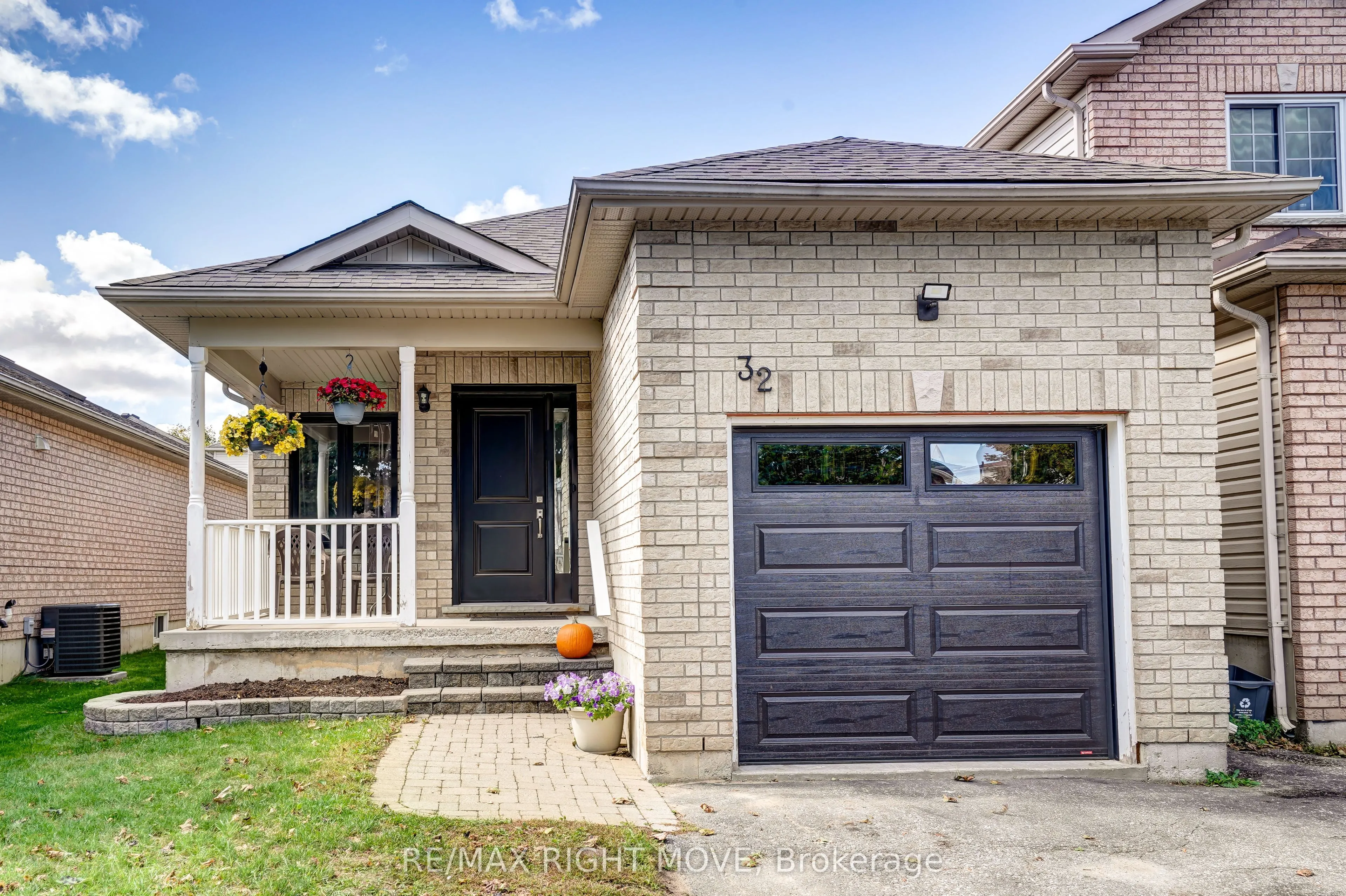 32 Julia Crescent