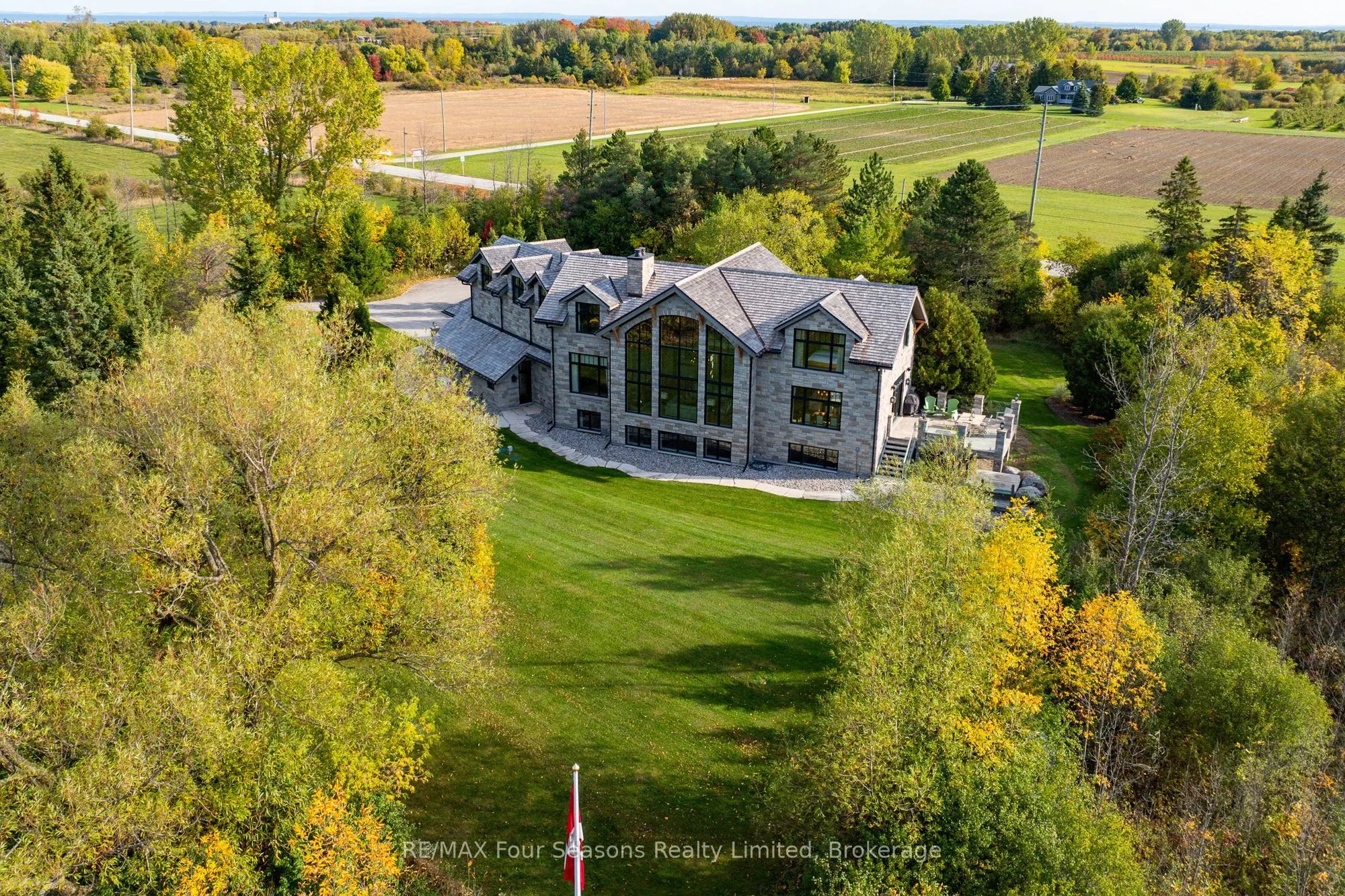 2710 Nottawasaga 10 Concession N