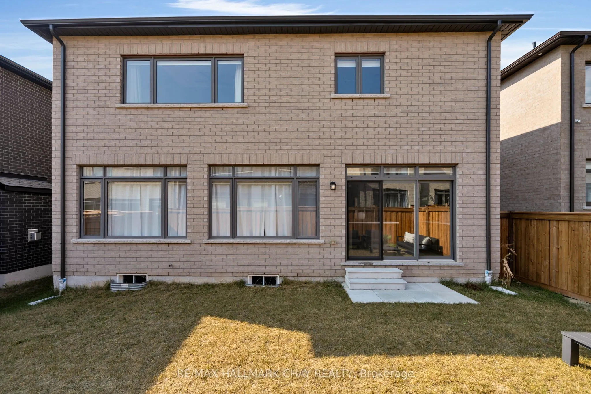 43 Calypso Avenue