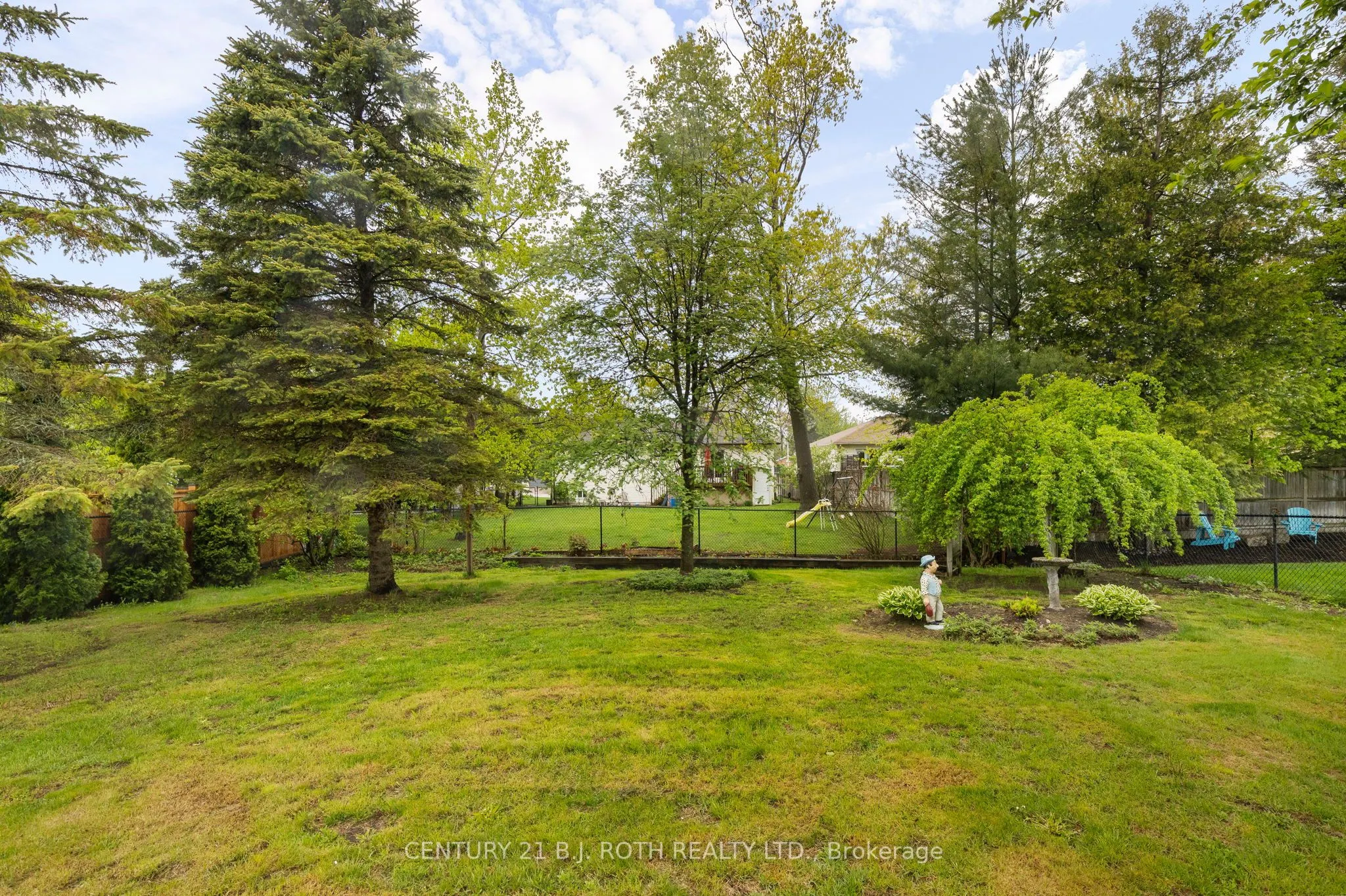 7 TRAILWOOD Place