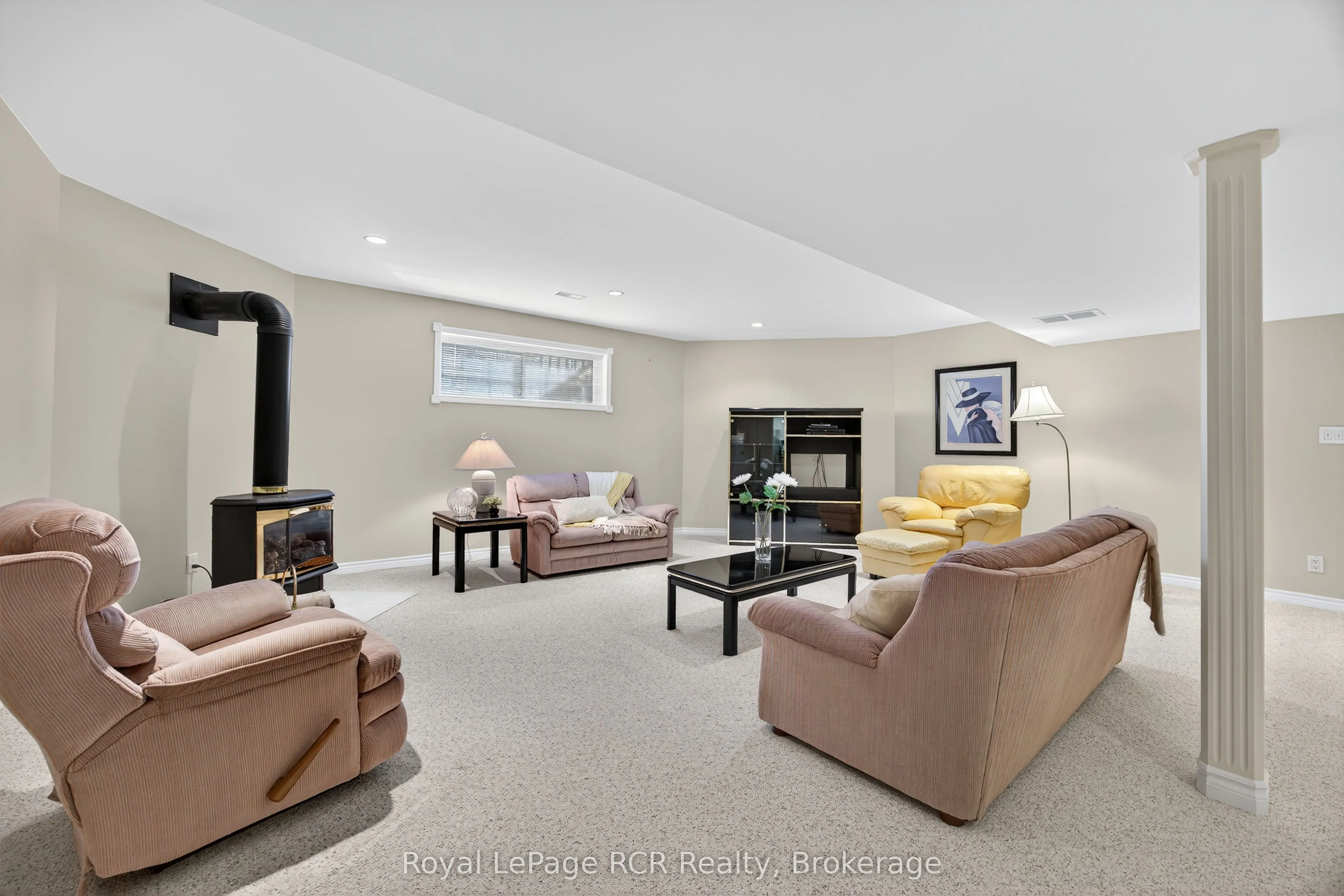 68 Fairway Crescent