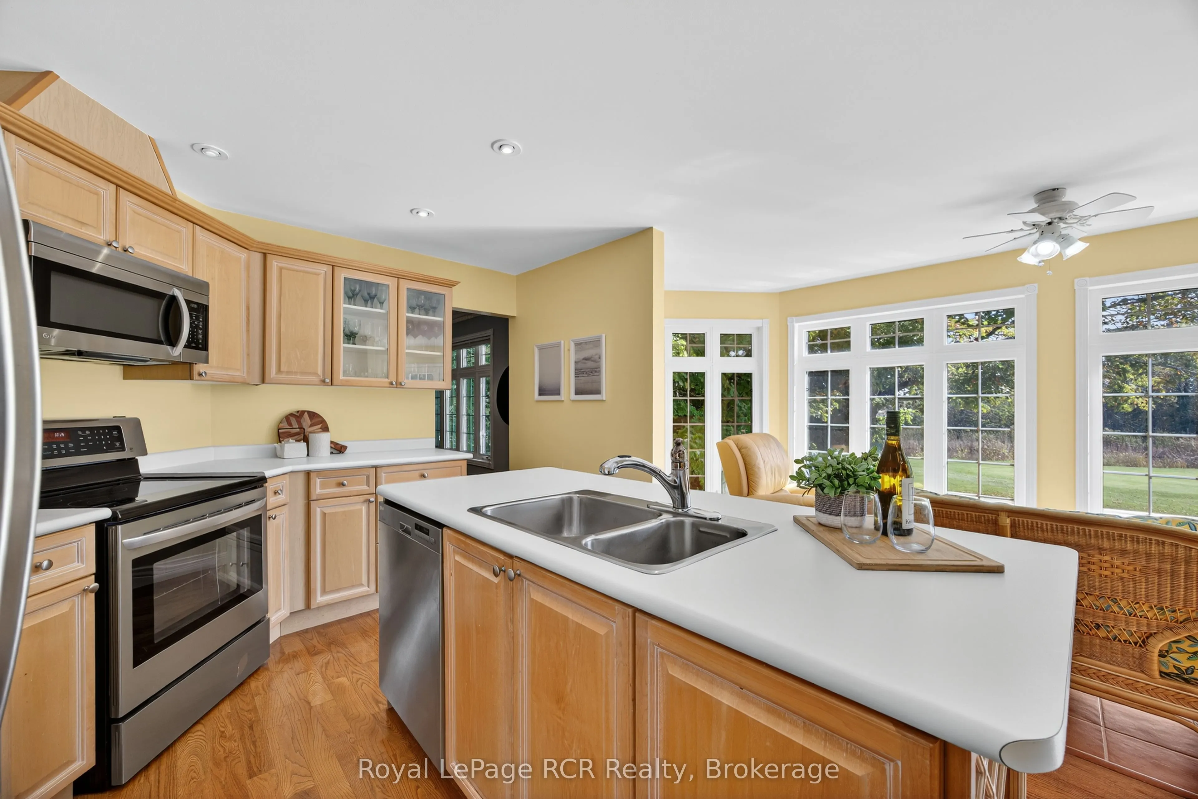 68 Fairway Crescent