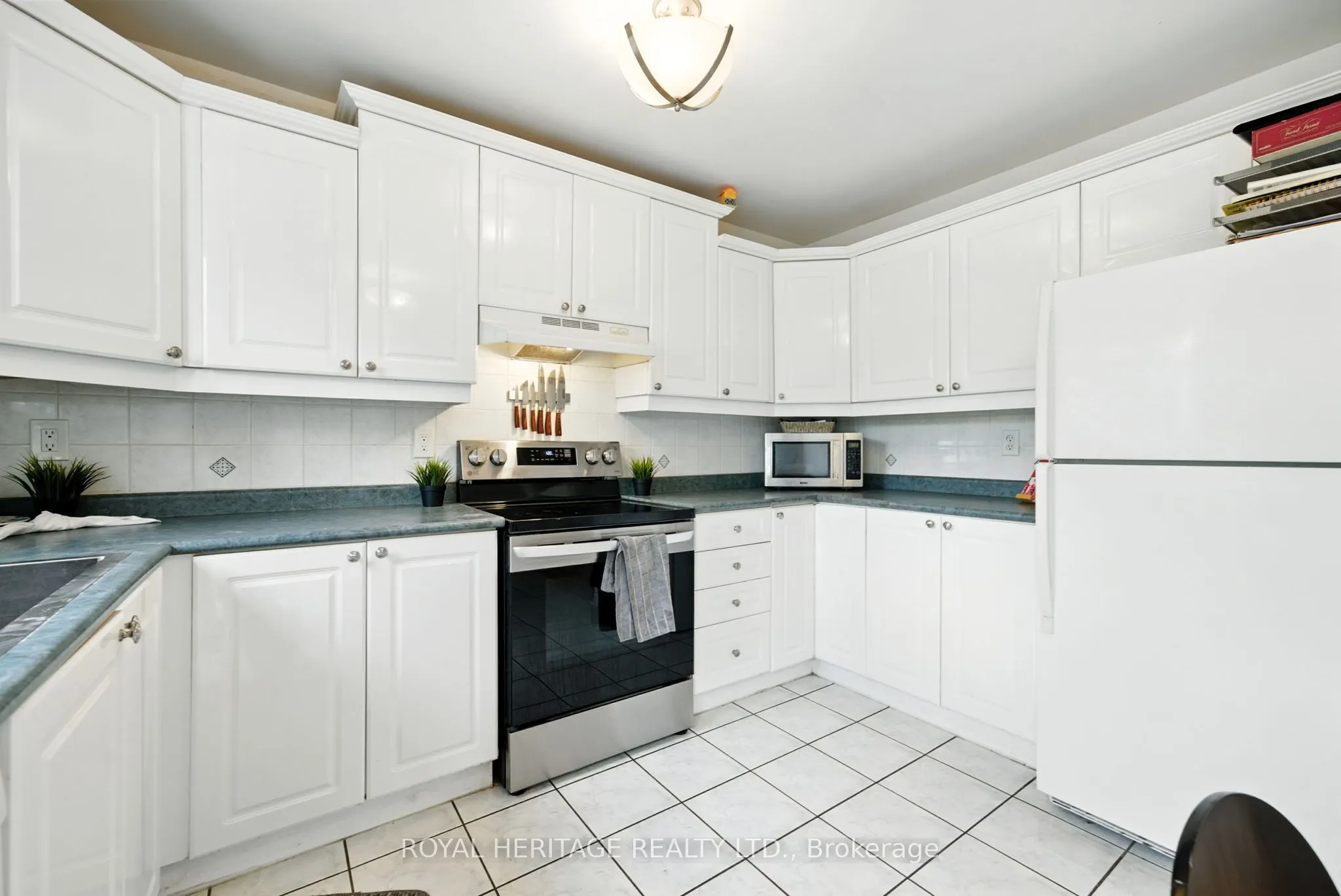 337 Ferndale Drive S