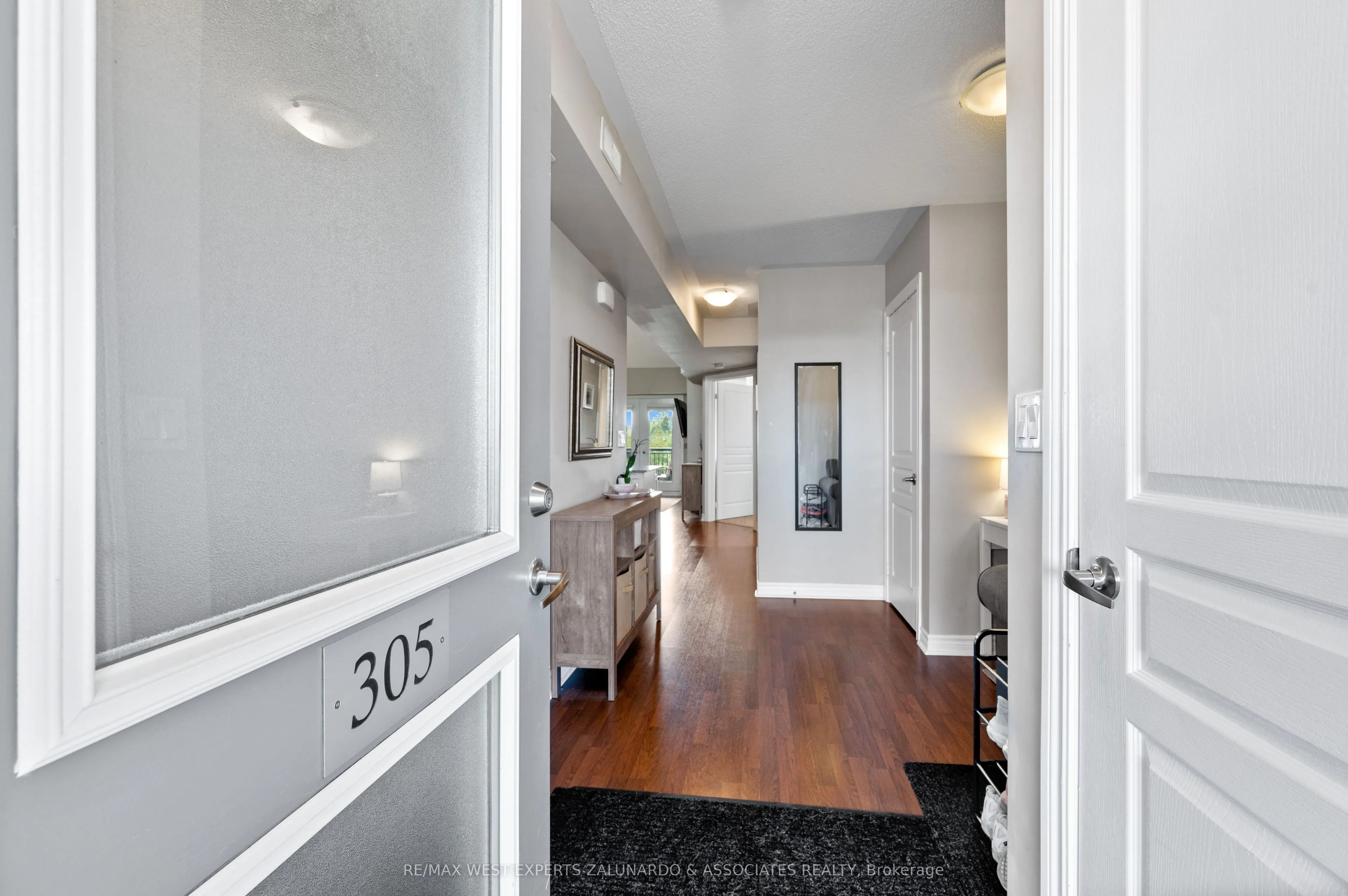 8 Brandy Lane Drive, #305