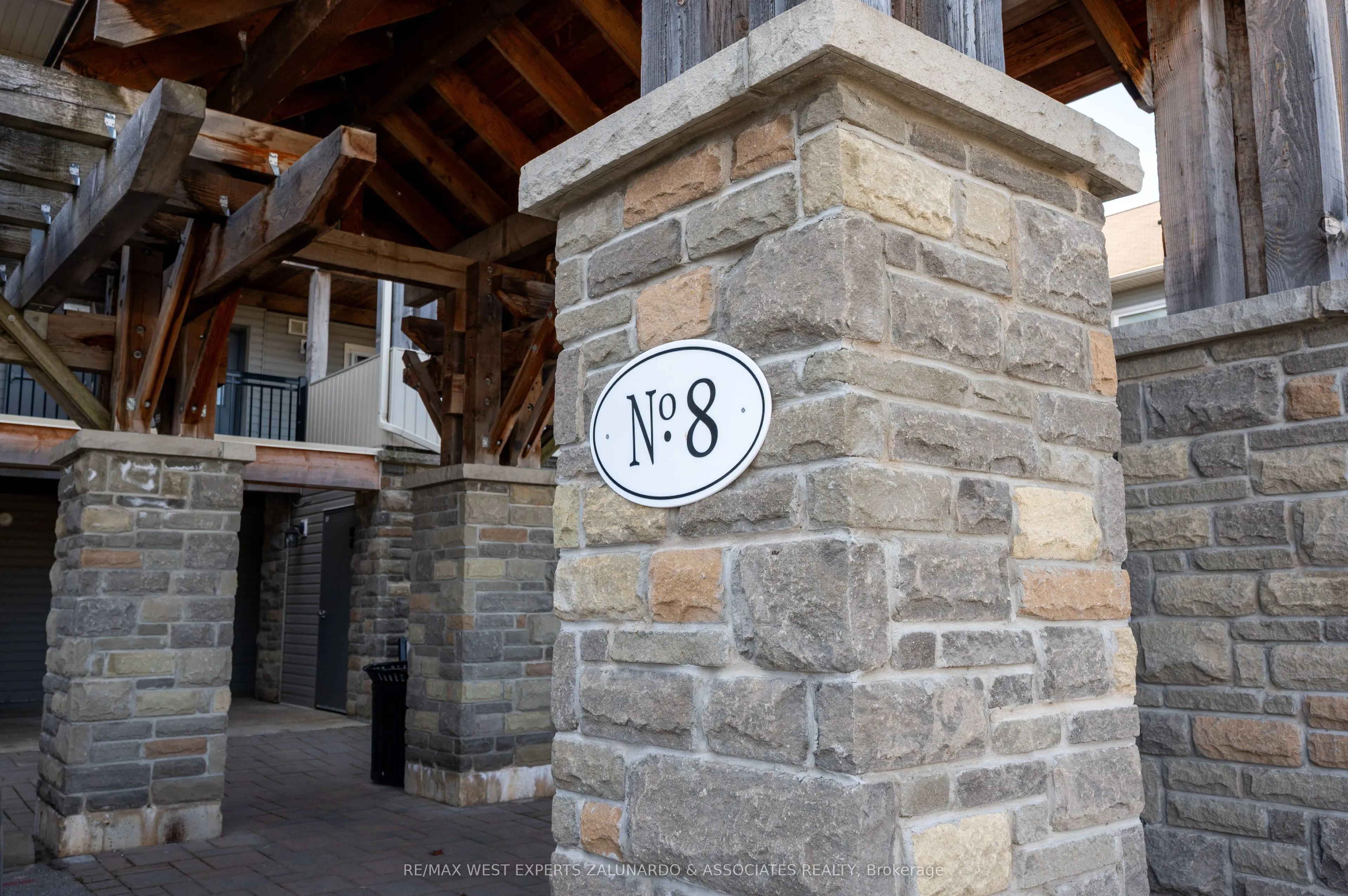 8 Brandy Lane Drive, #305